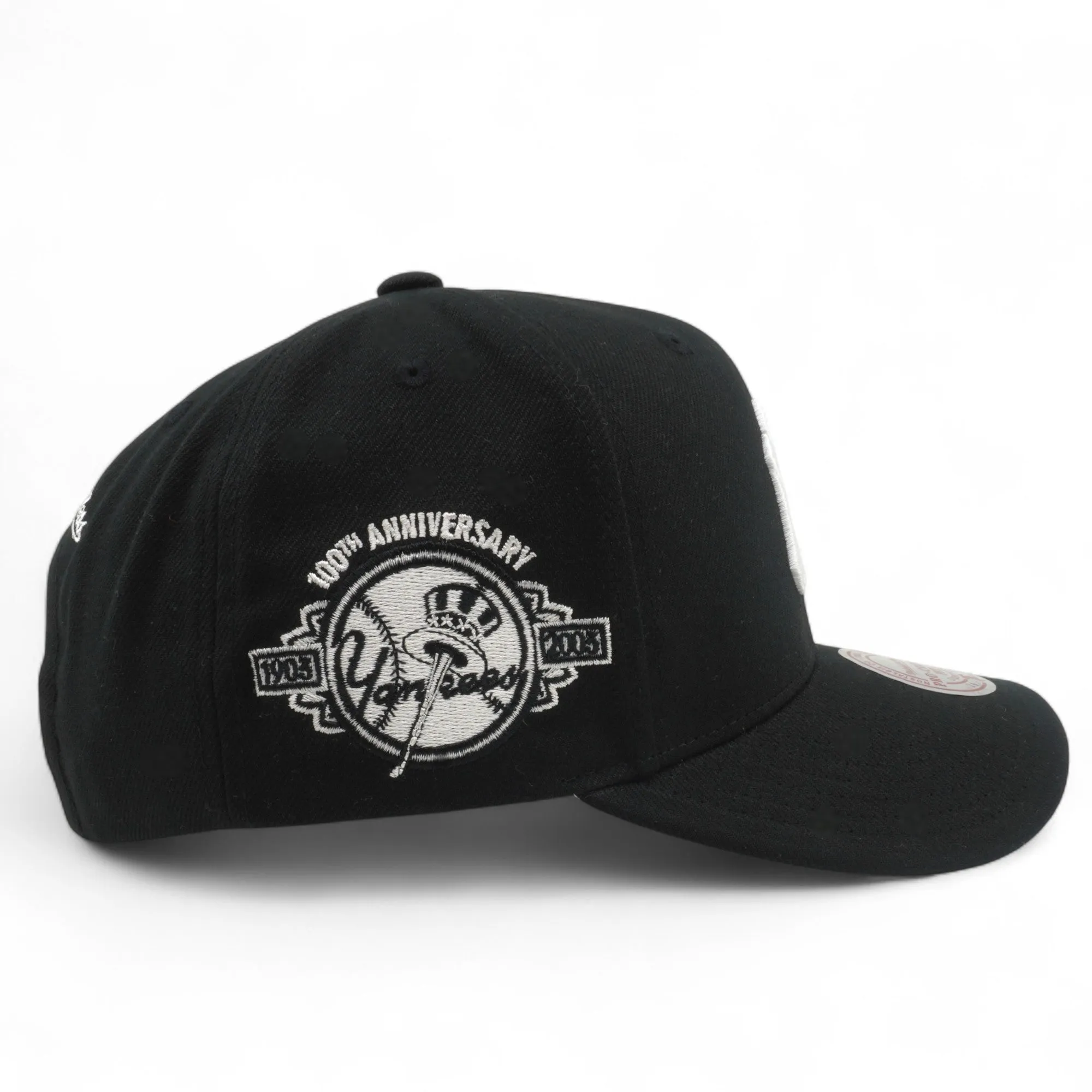 Mitchell & Ness Men's MLB Panda Pro Snapback Snapback Caps sold by Zulily product image thumbnail 4