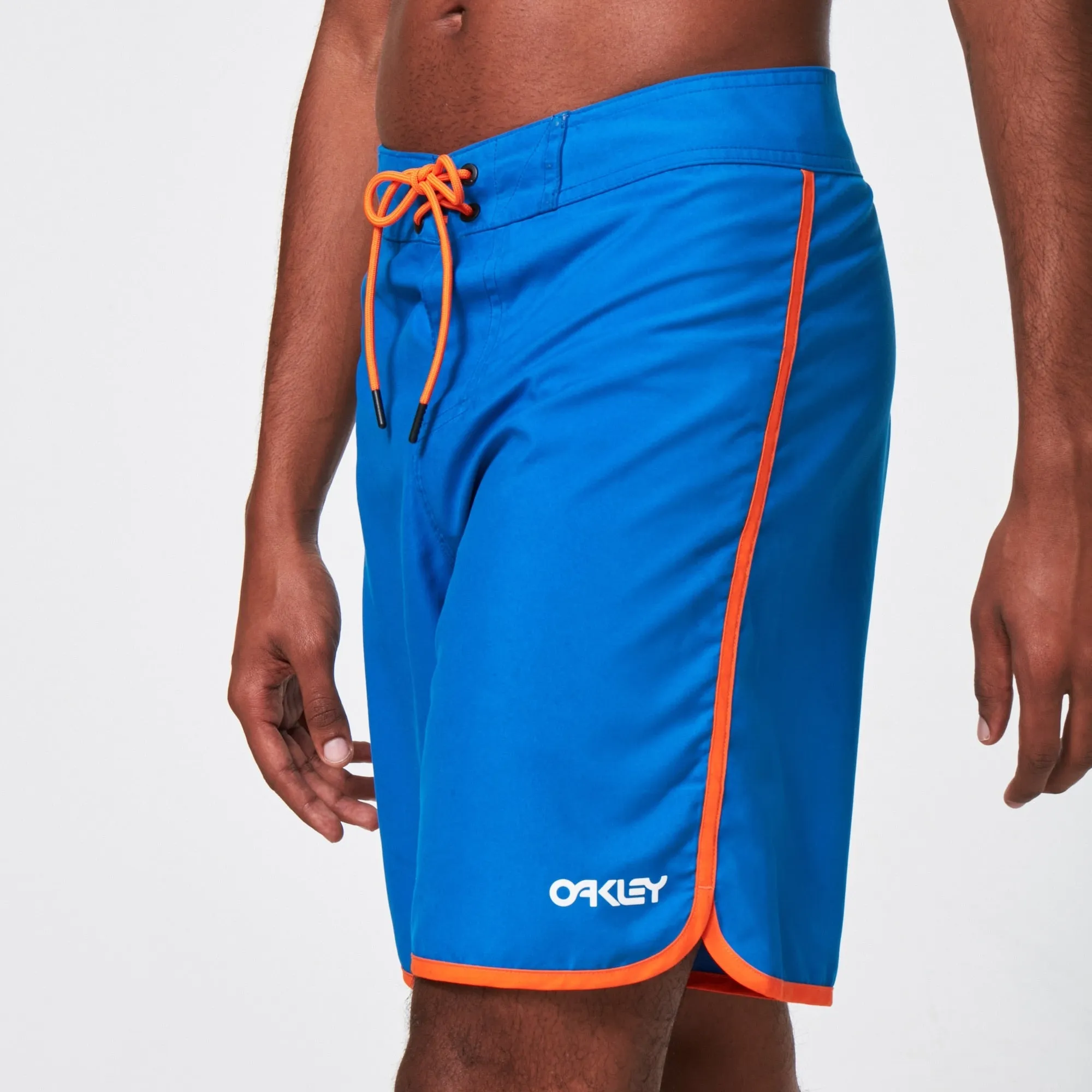 Oakley Men's Solid Crest 19 Boardshort Shorts sold by Zulily product image thumbnail 4
