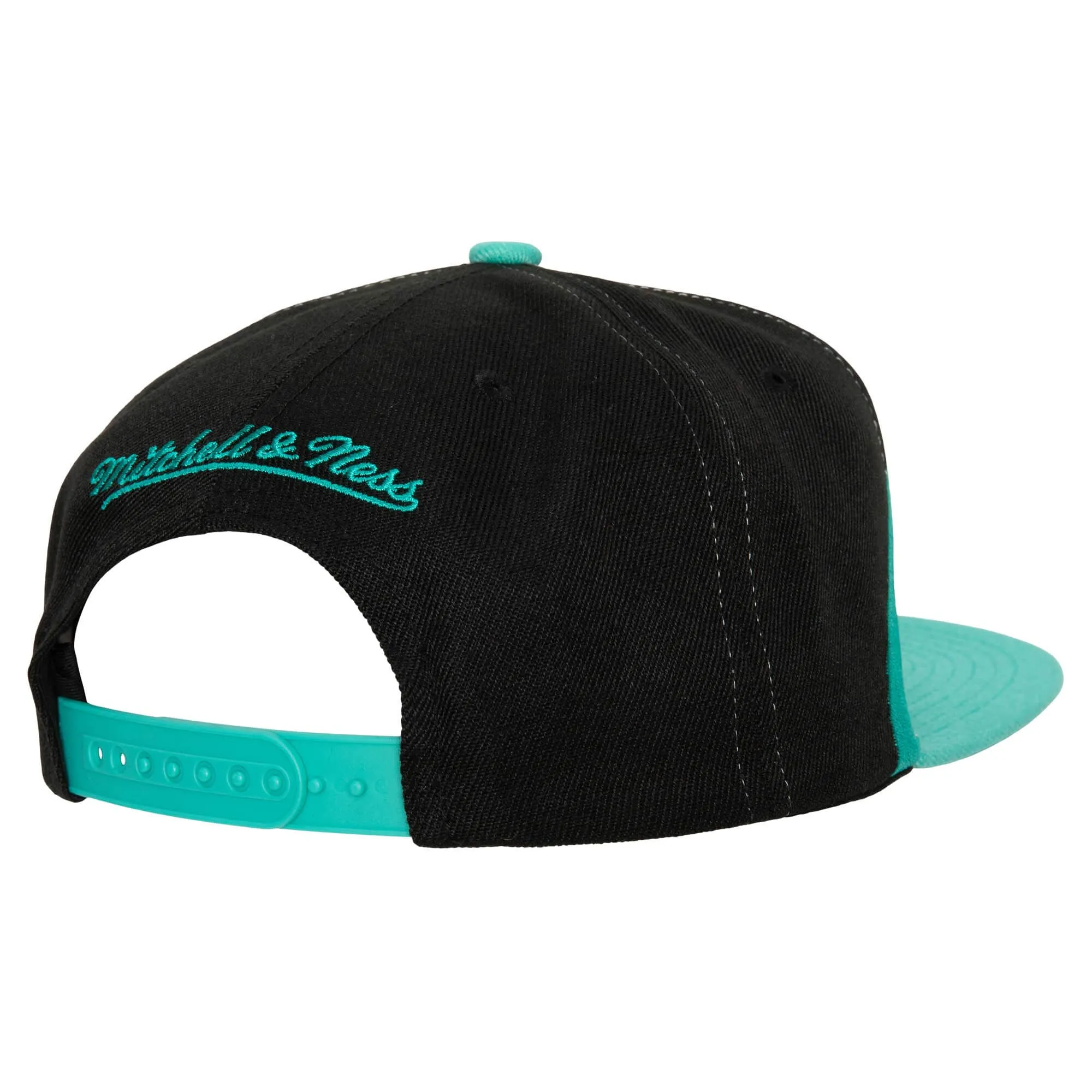 Mitchell & Ness Men's NBA San Antonio Spurs Sharktooth Snapback sold by Zulily product image thumbnail 2