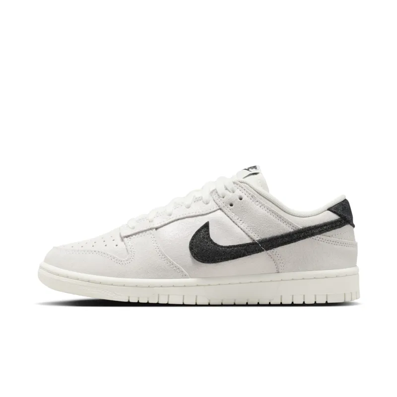 Nike Women's Dunk Low Se Sneakers made by Nike