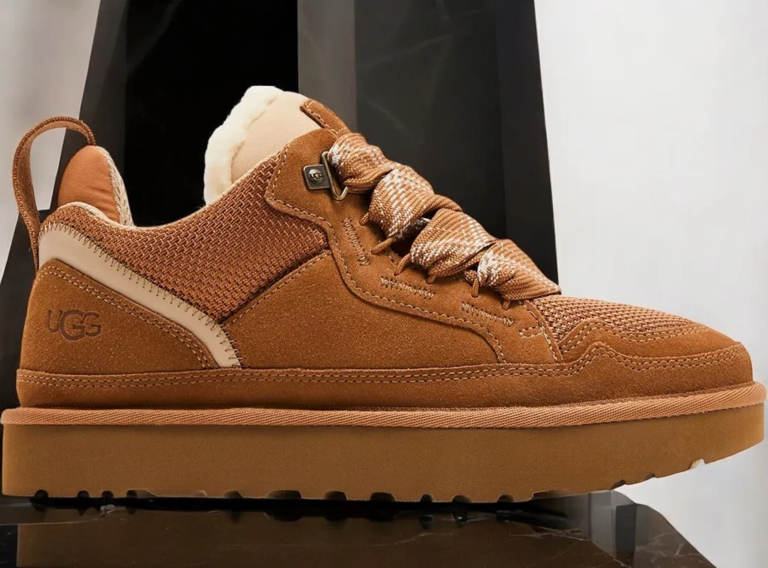 UGG Women's Lowmel Boots made by UGG