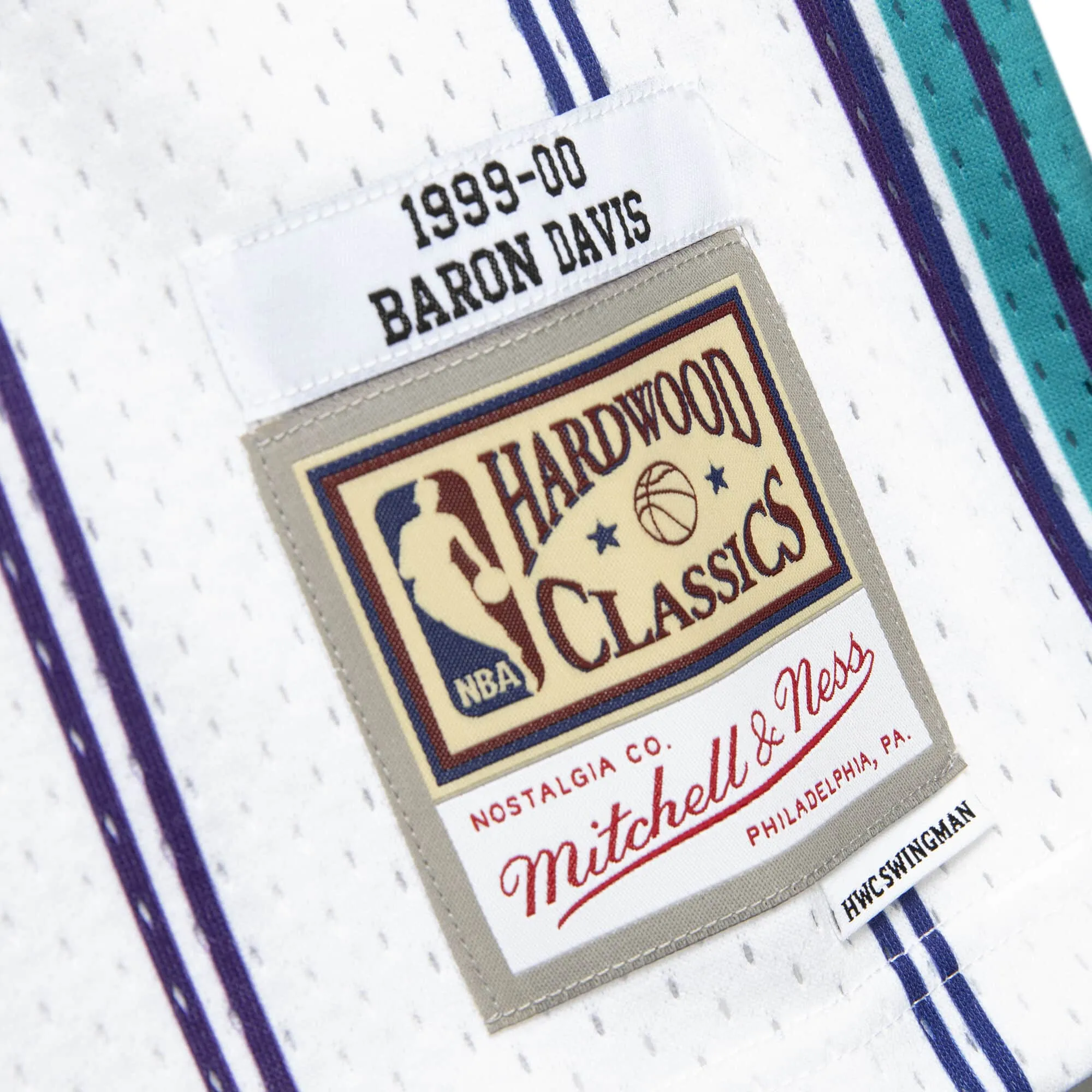 Mitchell & Ness NBA Swingman Jersey Charlotte Hornets 1999 Baron Davis Jerseys sold by Zulily product image thumbnail 4