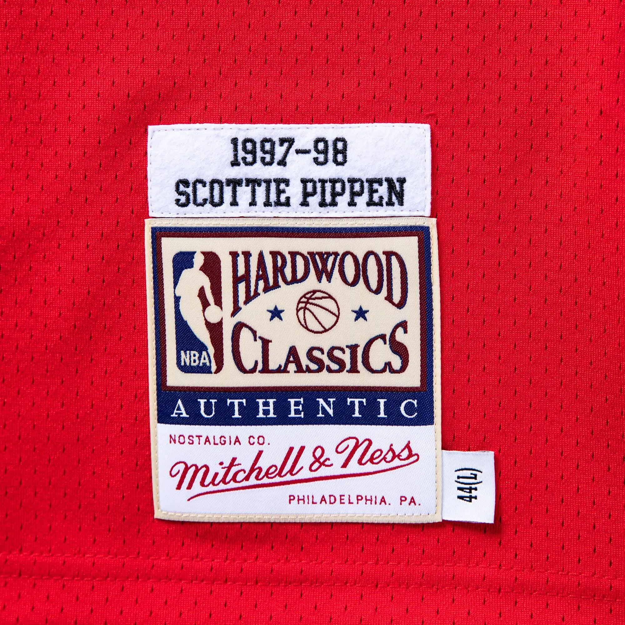 Mitchell & Ness Men's NBA Authentic Jersey 1997 Chicago Bulls Scottie Pippen #33 Jerseys sold by Zulily product image thumbnail 4