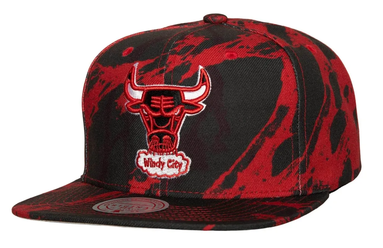Mitchell & Ness Men's NBA Chicago Bulls Down For All Snapback made by Mitchell & Ness