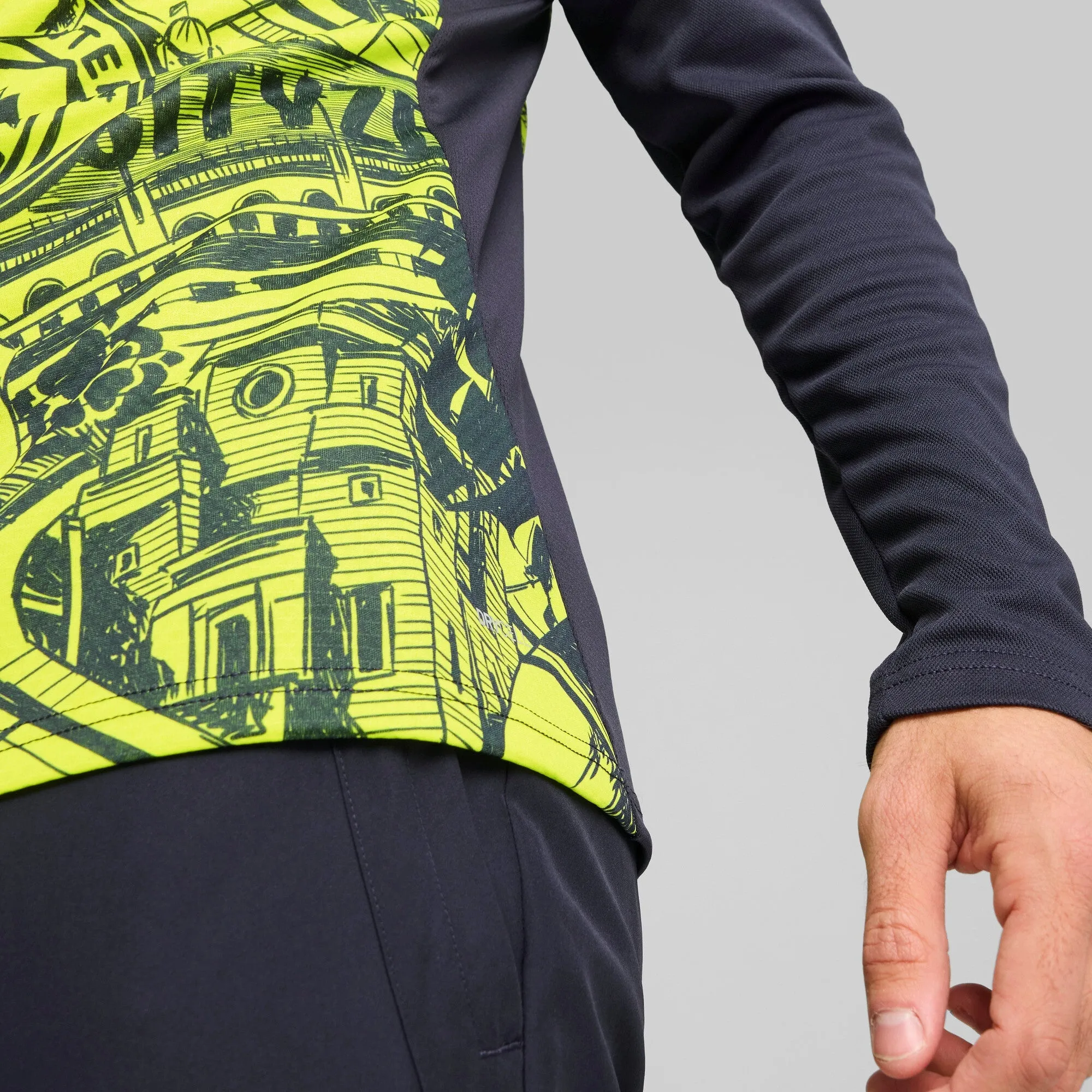 Puma Men's Mcfc Prematch 1/4 Zip Top Half Zip & Quarter Zip sold by Zulily product image thumbnail 4