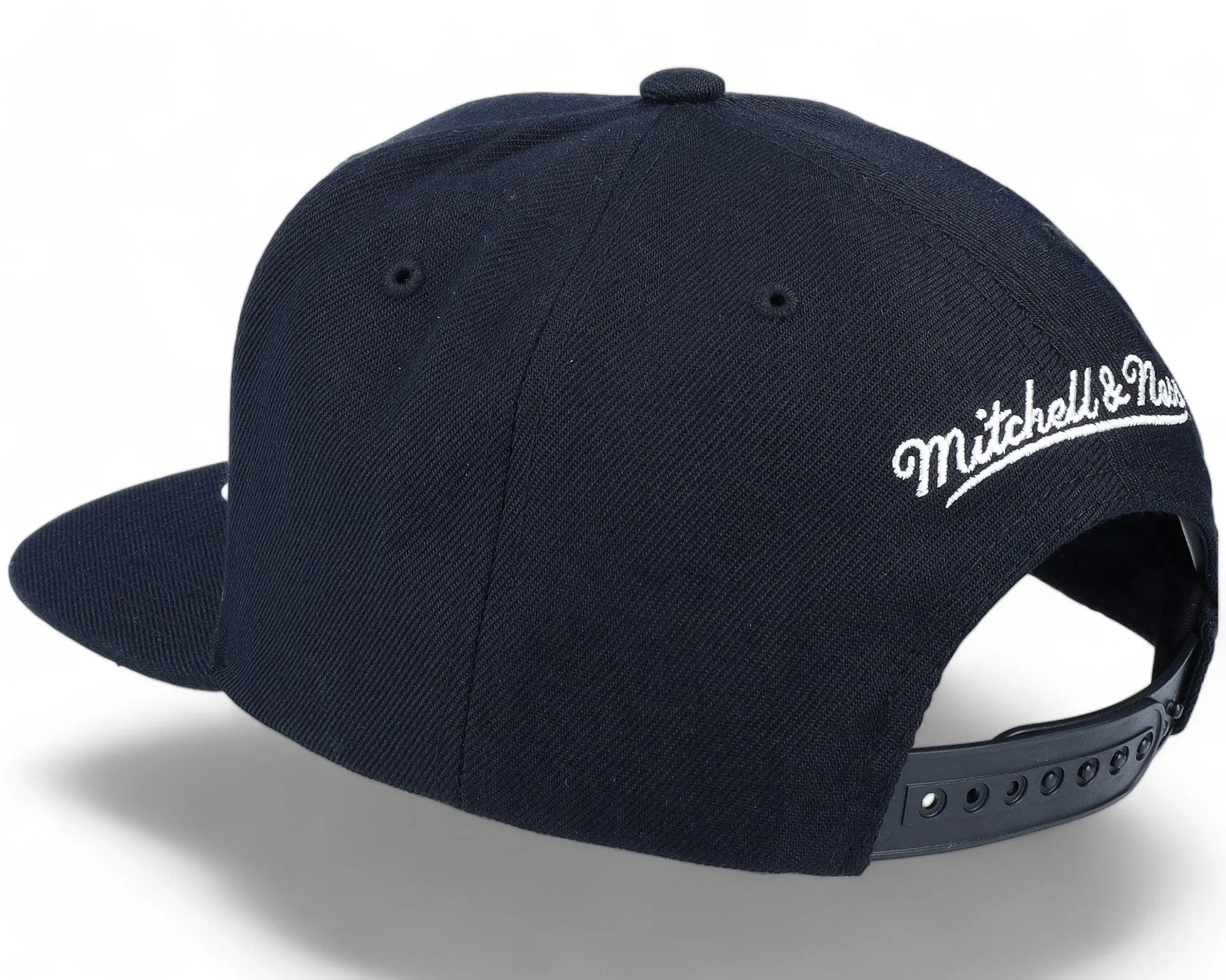 Mitchell & Ness Men's NBA Team Ground 2.0 Snapback Raptors sold by Zulily product image thumbnail 3