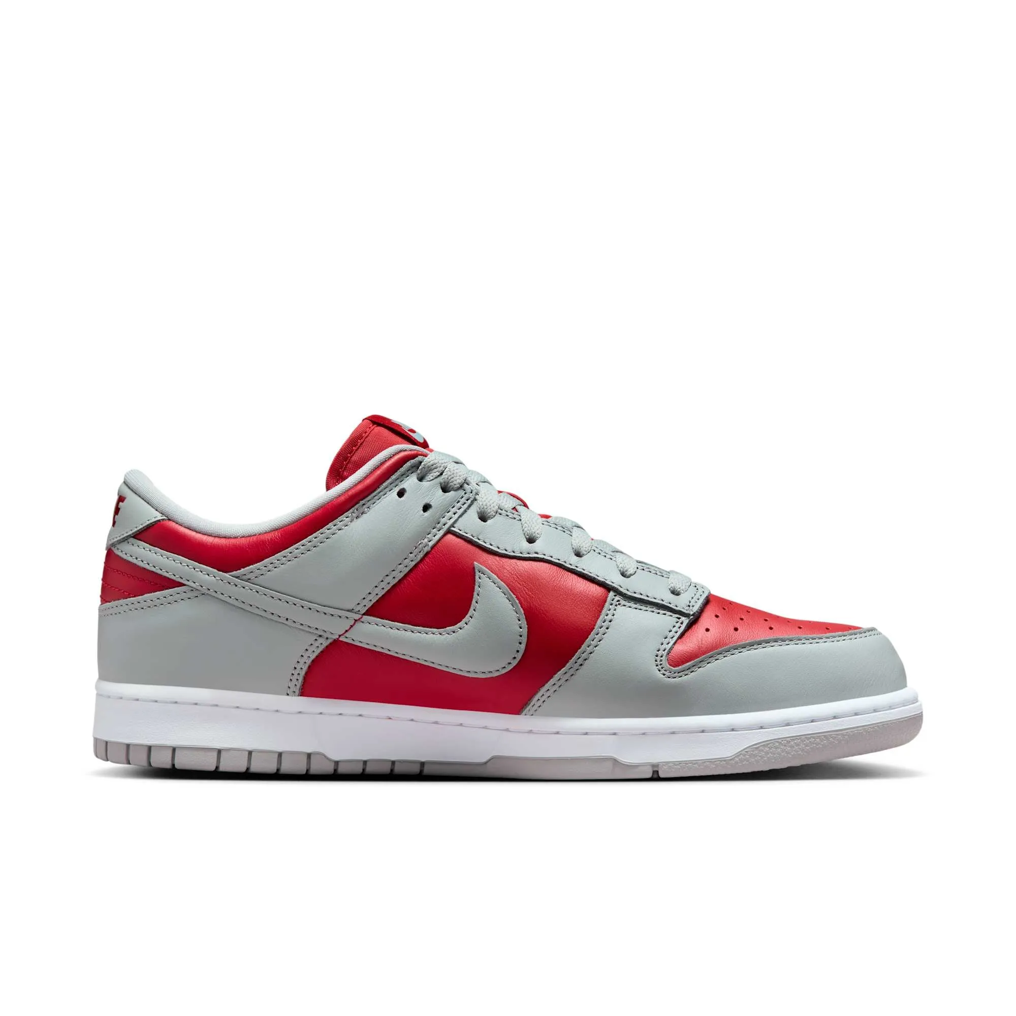Nike Men's Dunk Low Sneakers sold by Zulily product image thumbnail 3