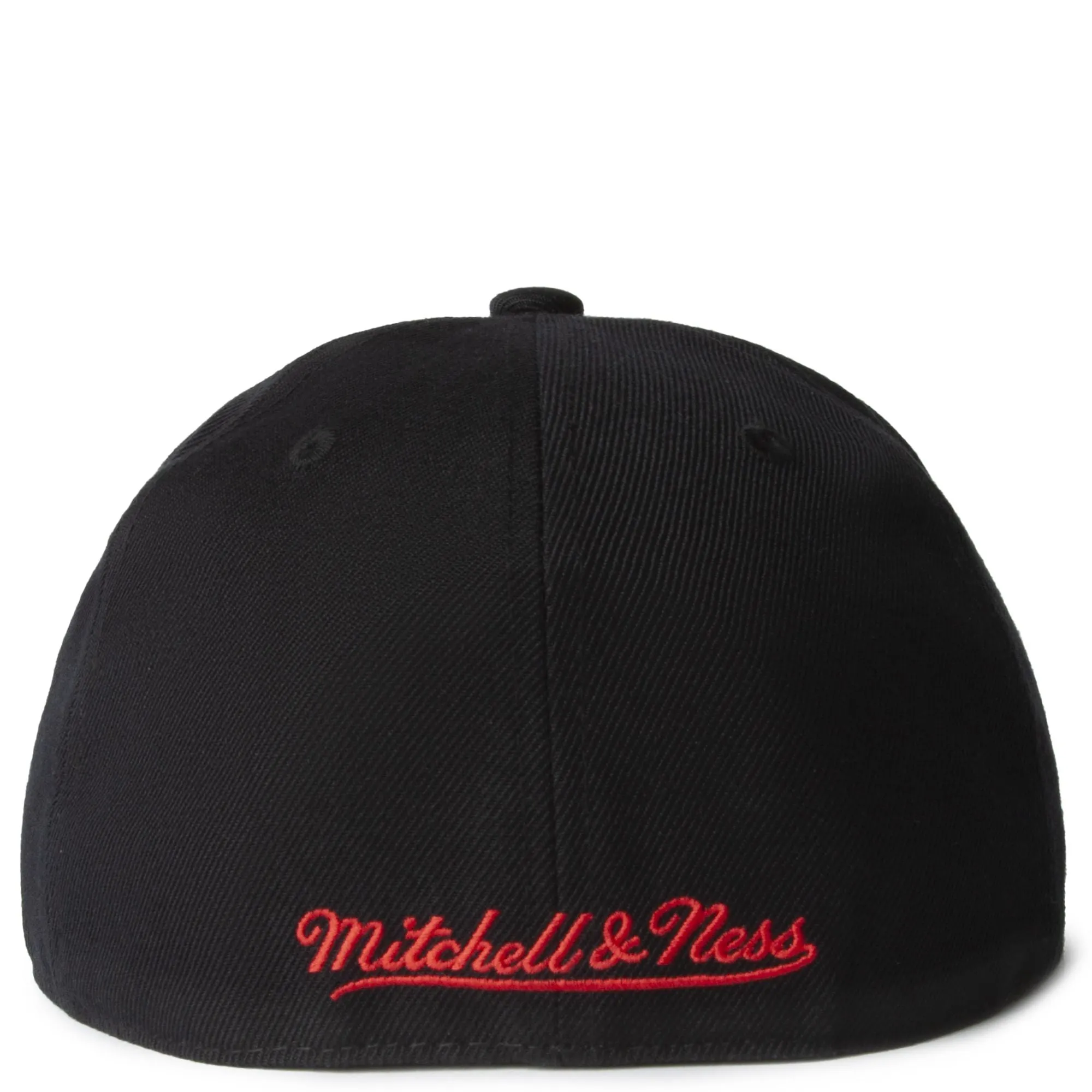 Mitchell & Ness Men's NBA Team Script 2.0 Fitted Hwc Bulls Fitted Caps sold by Zulily product image thumbnail 4