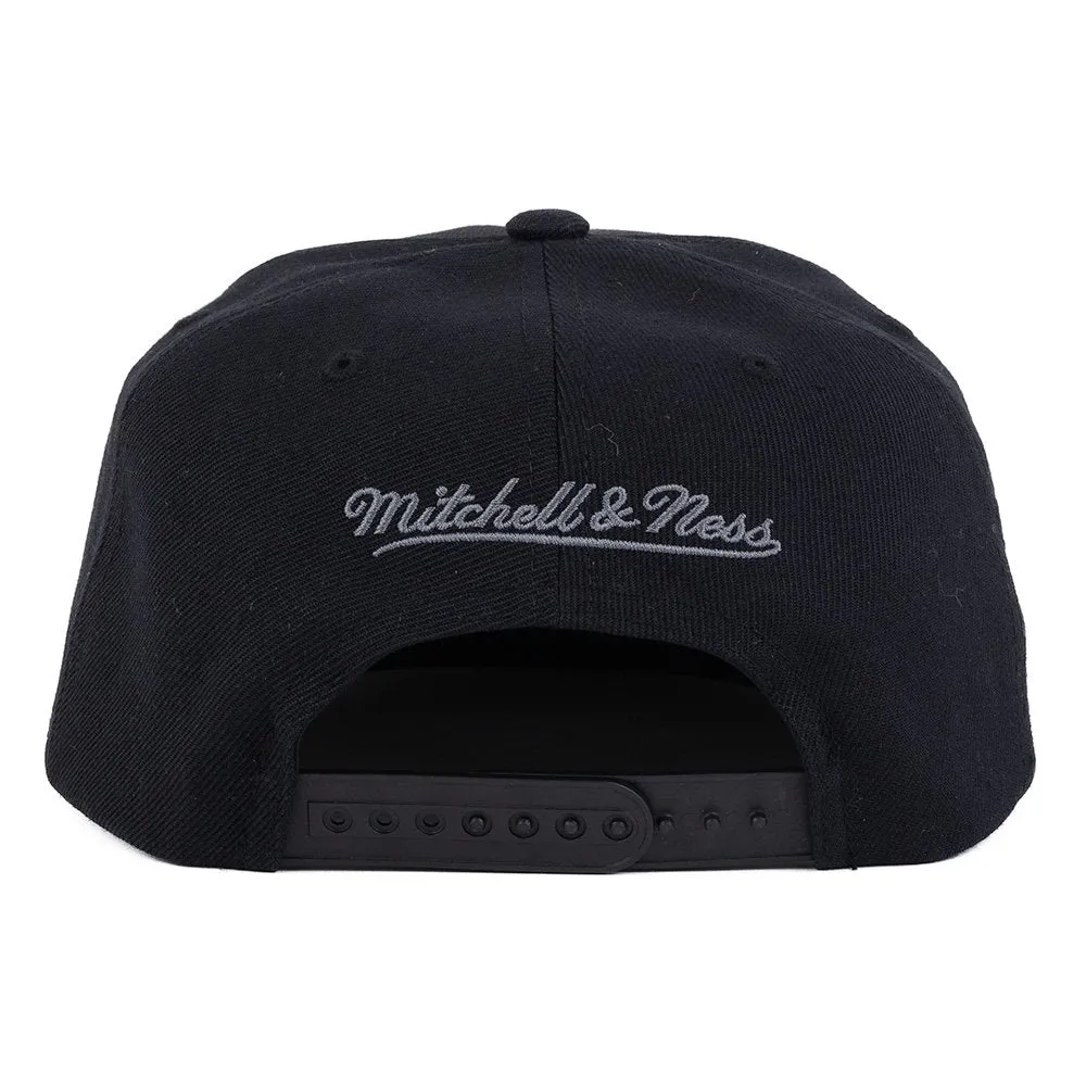 Mitchell & Ness Men's NBA Brooklyn Nets Team 2 Tone 2.0 Snapback sold by Zulily product image thumbnail 3