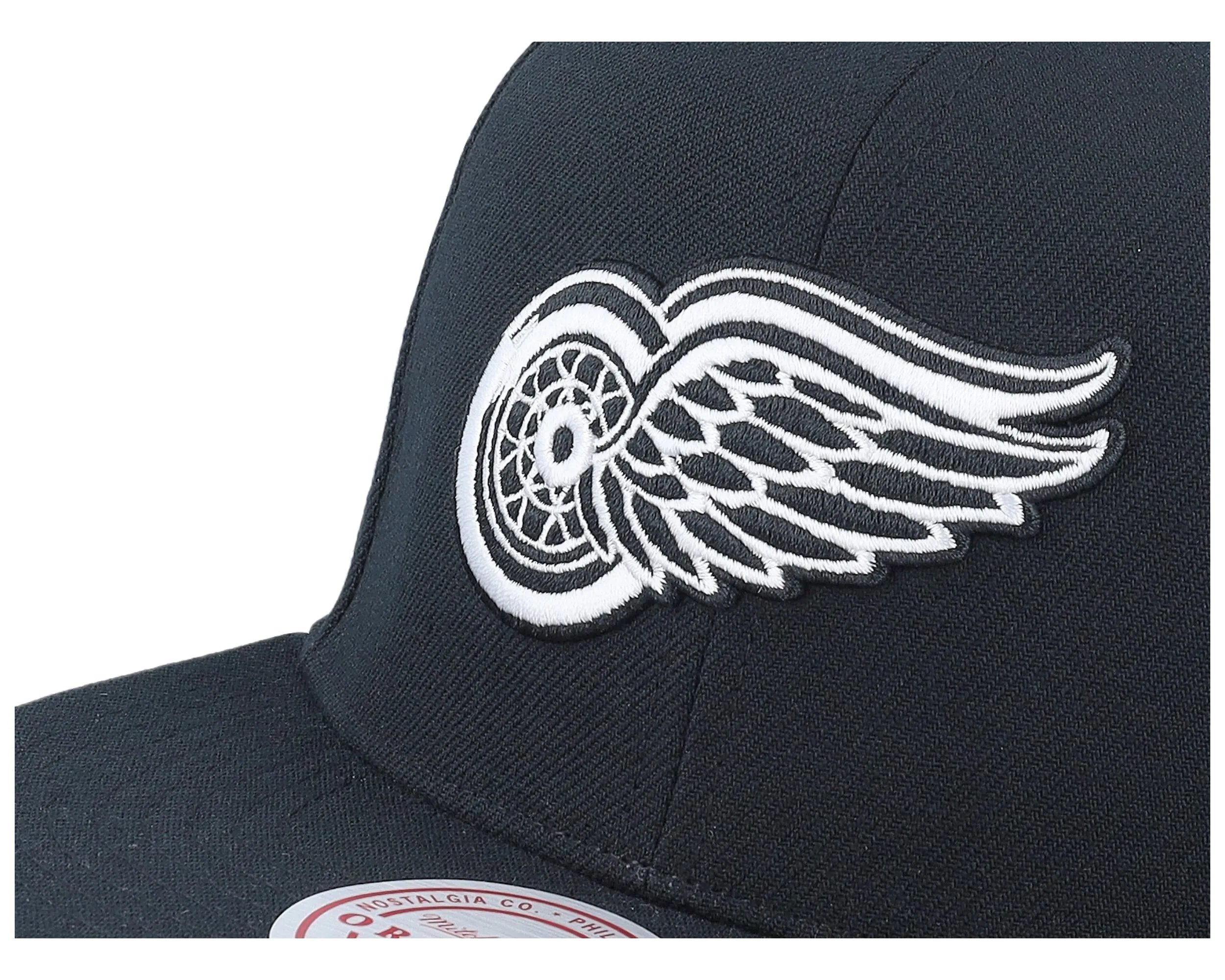 Mitchell & Ness Men's NHL Evergreen Black White Snapback Vntg Red Wings sold by Zulily product image thumbnail 4