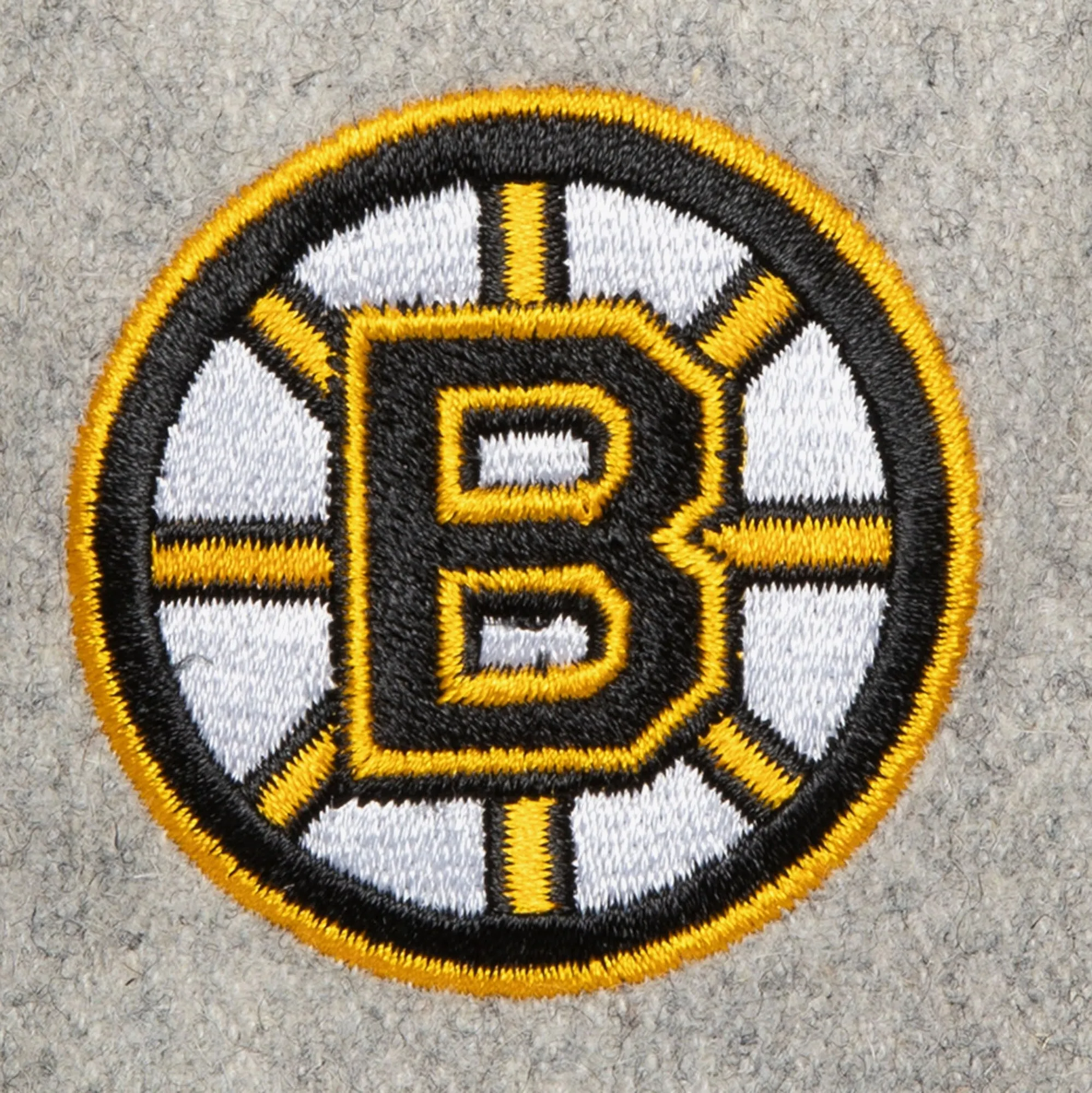 Mitchell & Ness Men's NHL Tailsweep 2.0 Melton Snapback Bruins Snapback Caps sold by Zulily product image thumbnail 3