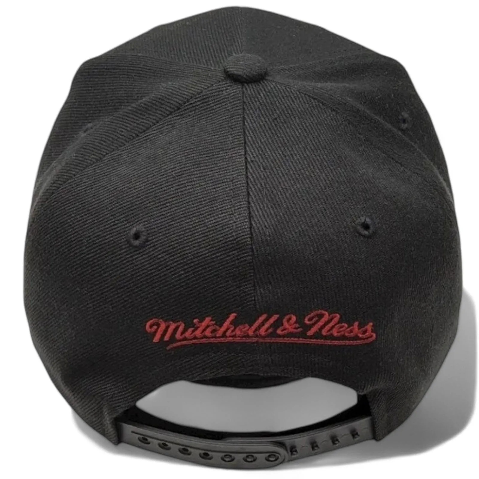 Mitchell & Ness Men's NBA Core Basic Snapback Heat Snapback Caps sold by Zulily product image thumbnail 4