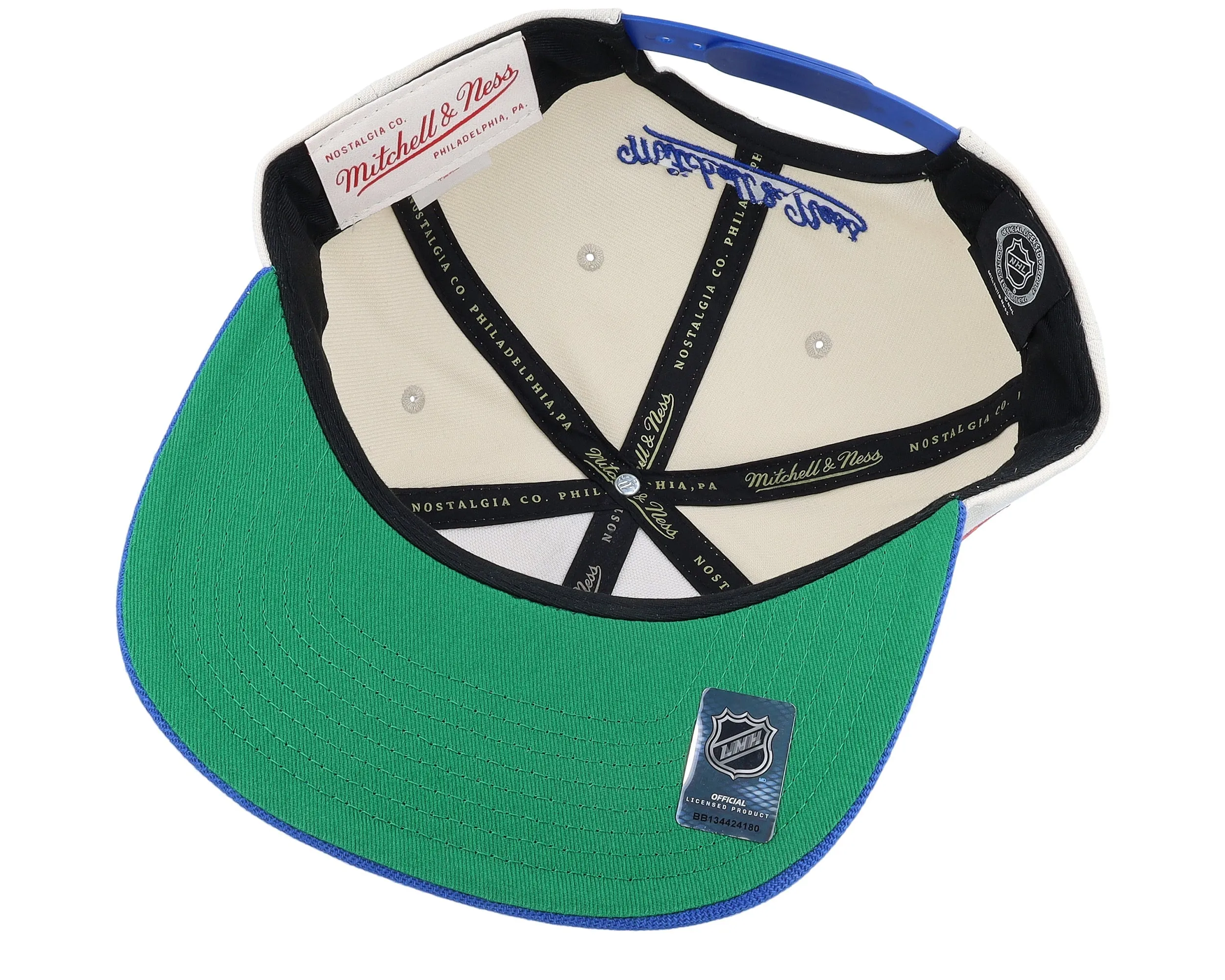 Mitchell & Ness Men's NHL Vintage Off-White Snapback Islanders Snapback Caps sold by Zulily product image thumbnail 5