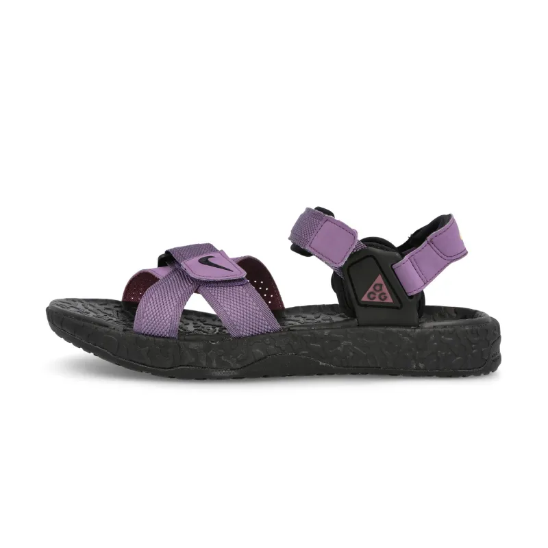 Nike Men's Acg Air Deschutz + Sneakers sold by Zulily