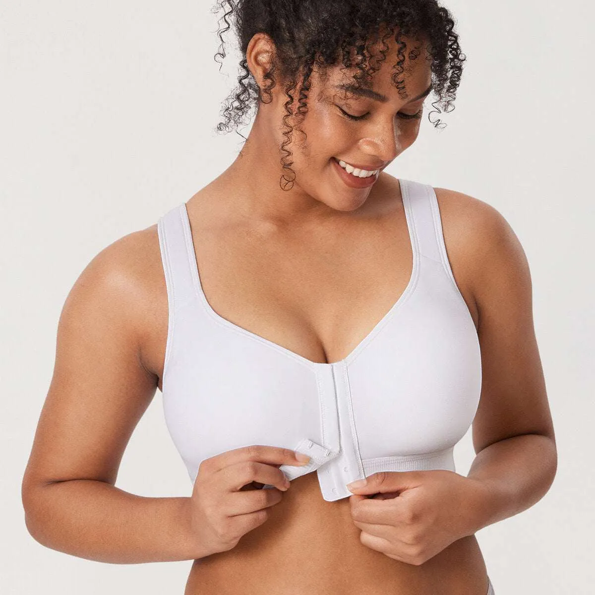 Inbarely Plus Front Closure Posture Wireless Lightly Padded Full Coverage Bra sold by Zulily product image thumbnail 4