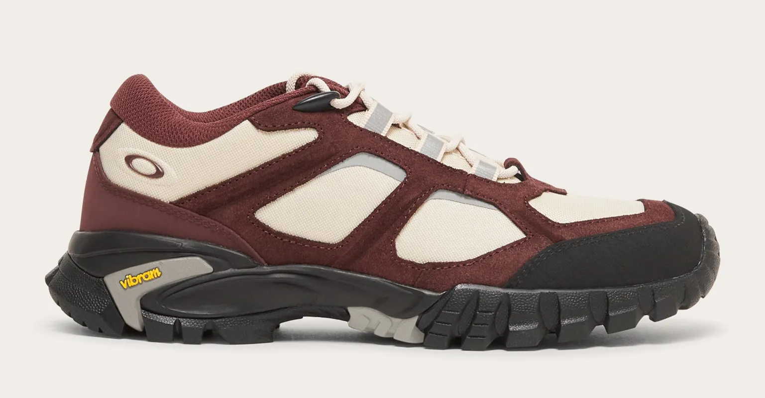 Oakley Men's Sierra Terrain - FOF100541-9B2 made by Oakley