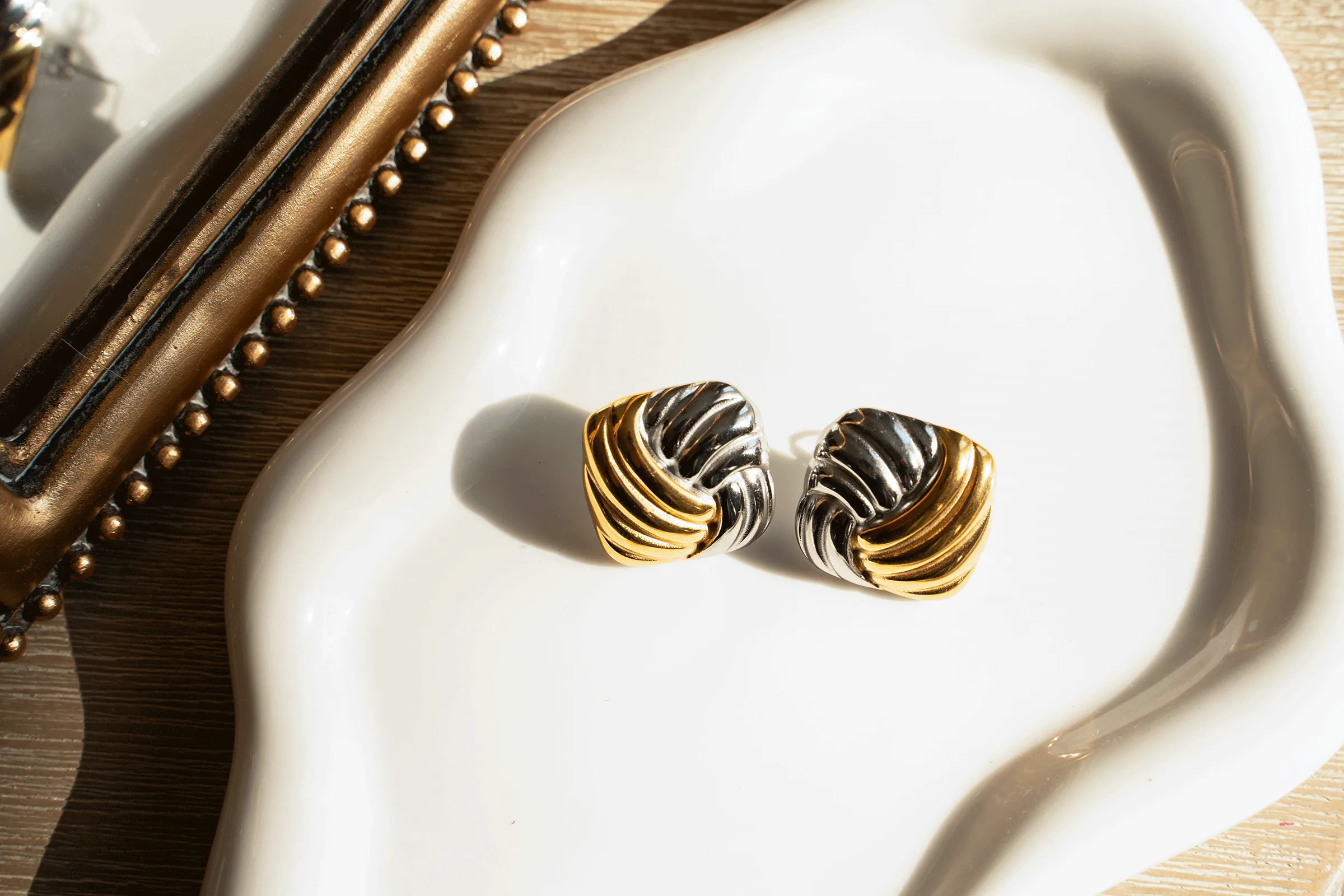 RHODE Earrings sold by Zulily product image thumbnail 3