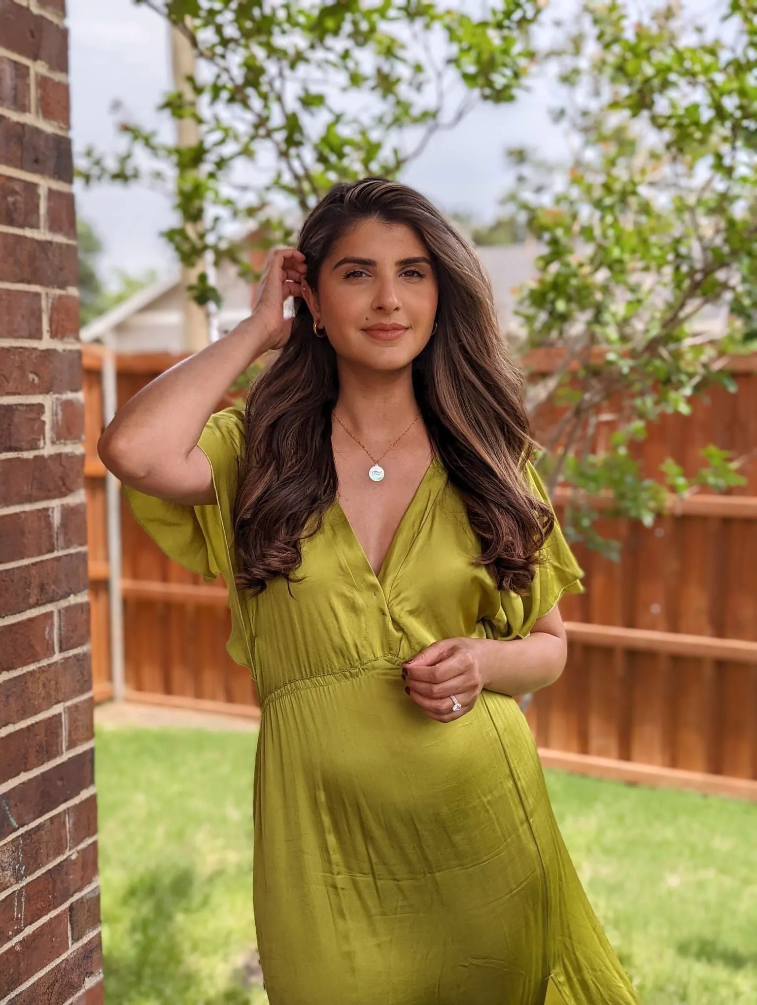 IVORY Gold Mother-of-Pearl Necklace sold by Zulily product image thumbnail 4