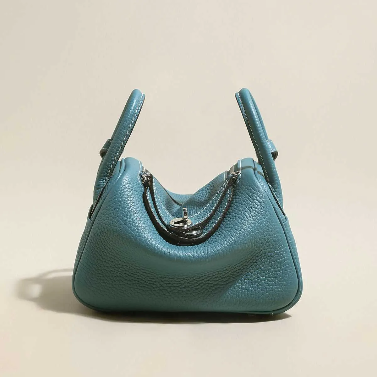Solano Leather Shoulder bag sold by Zulily product image thumbnail 3