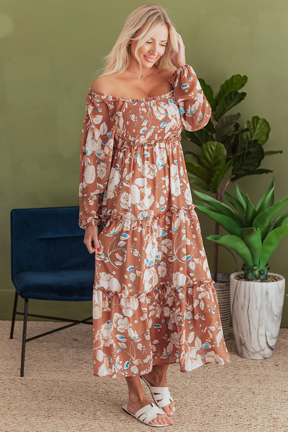 Threaded Pear Willow Floral Shirred Square Neck High Waist Maxi Dress sold by Zulily product image thumbnail 4