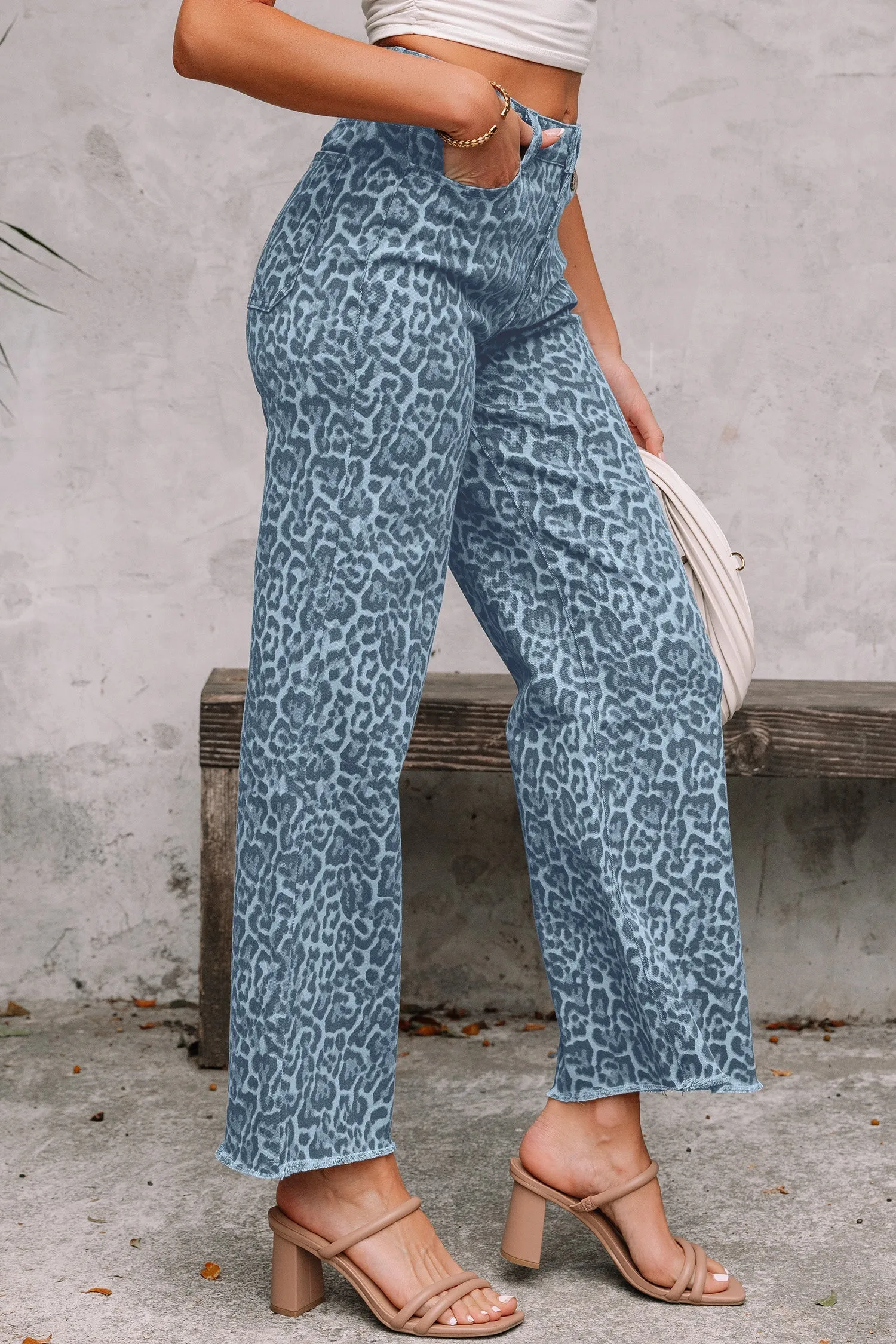 Threaded Pear Gwendolyn Leg High Waist Jeans sold by Zulily product image thumbnail 3