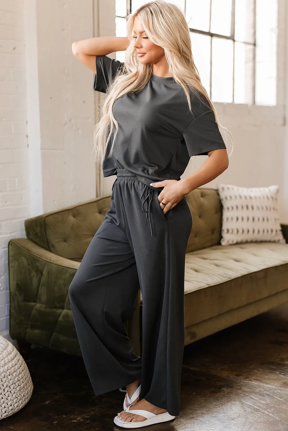 Threaded Pear Dallas Drawstring Side Crewneck Tee and Loose Pants Set sold by Zulily product image thumbnail 3