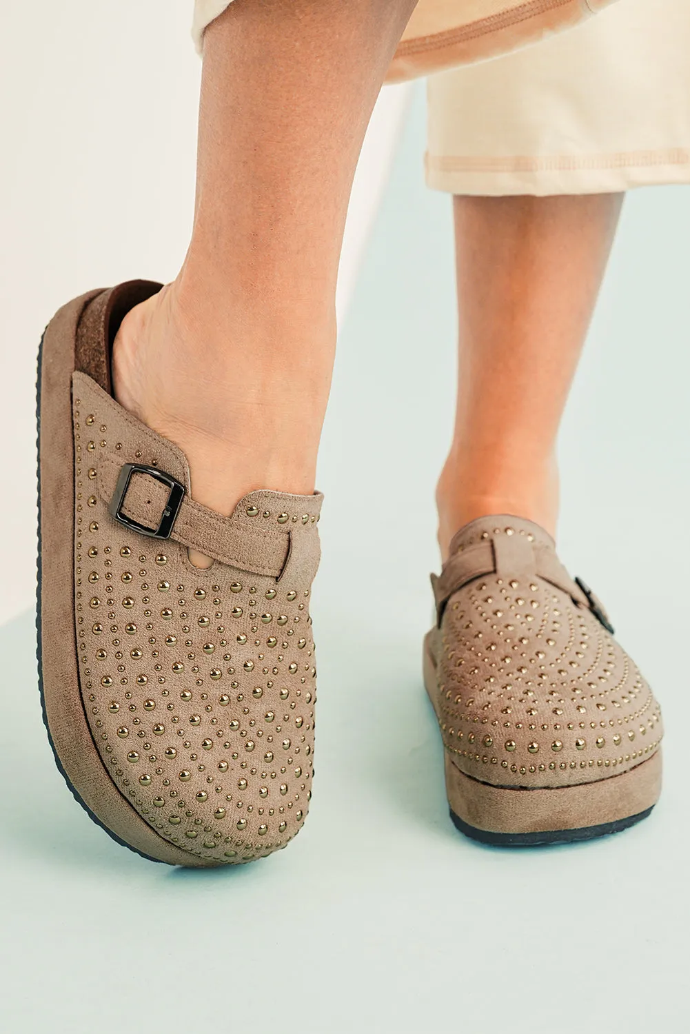 Threaded Pear Charli Closed toe Platform Slippers sold by Zulily product image thumbnail 2