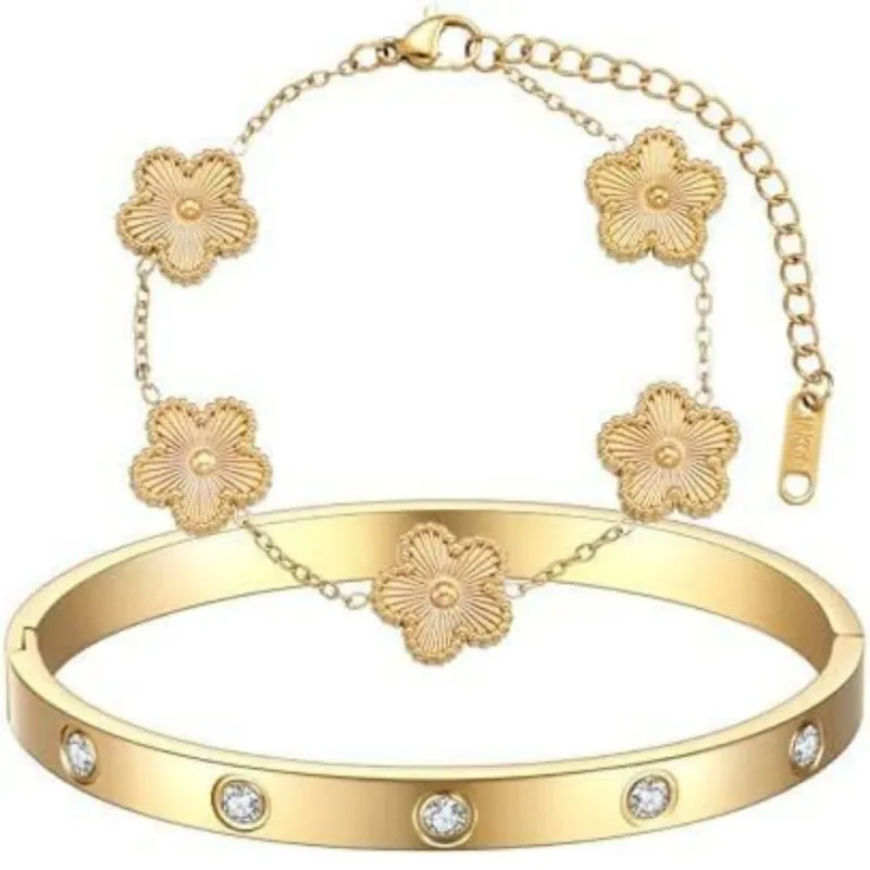 Lucky Clover Sparkling Bangle Layered Set made by Leo Rosi