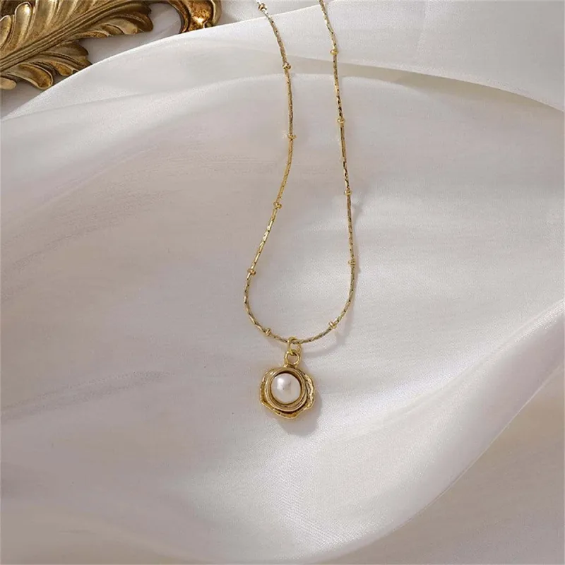 Pearl & Goldtone Flower Pendant Necklace made by Zulily