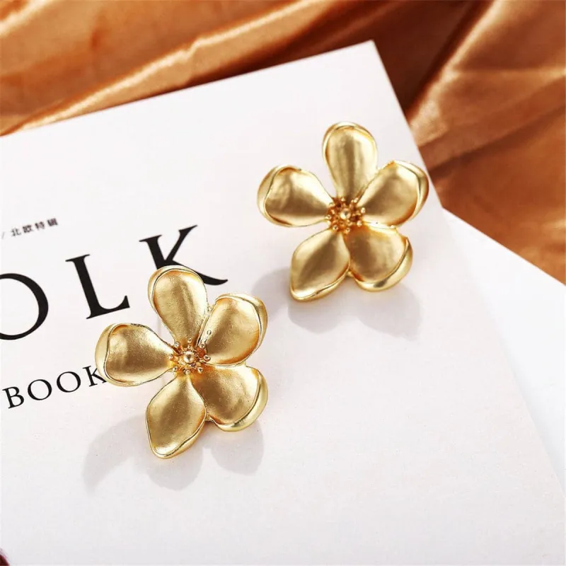 Goldtone Flower Stud Earring made by Zulily