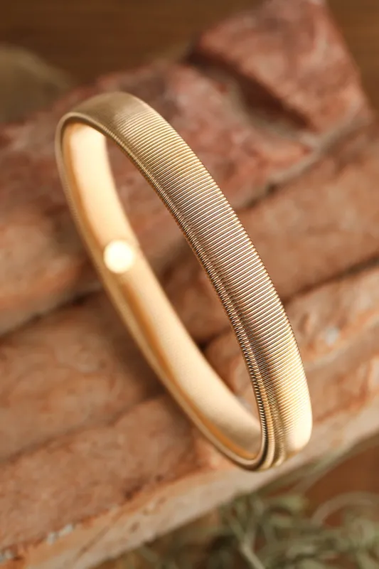 Stretchy Metal Wide Bangle made by Threaded Pear