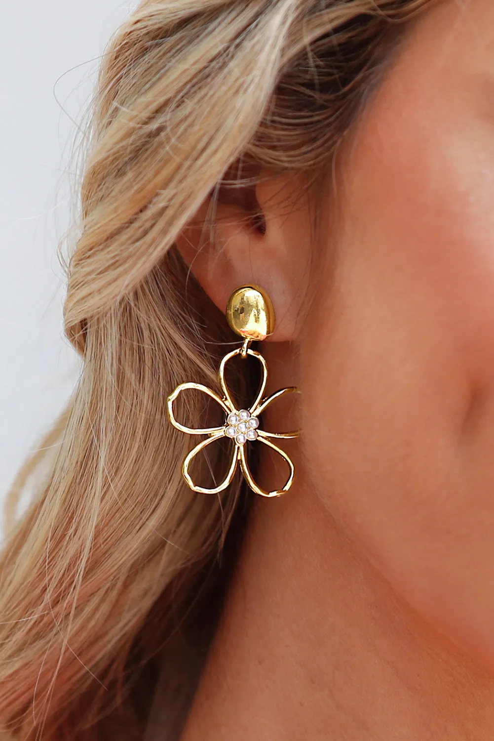 Kendall Pearl Decor Stud Earrings sold by Zulily product image thumbnail 5