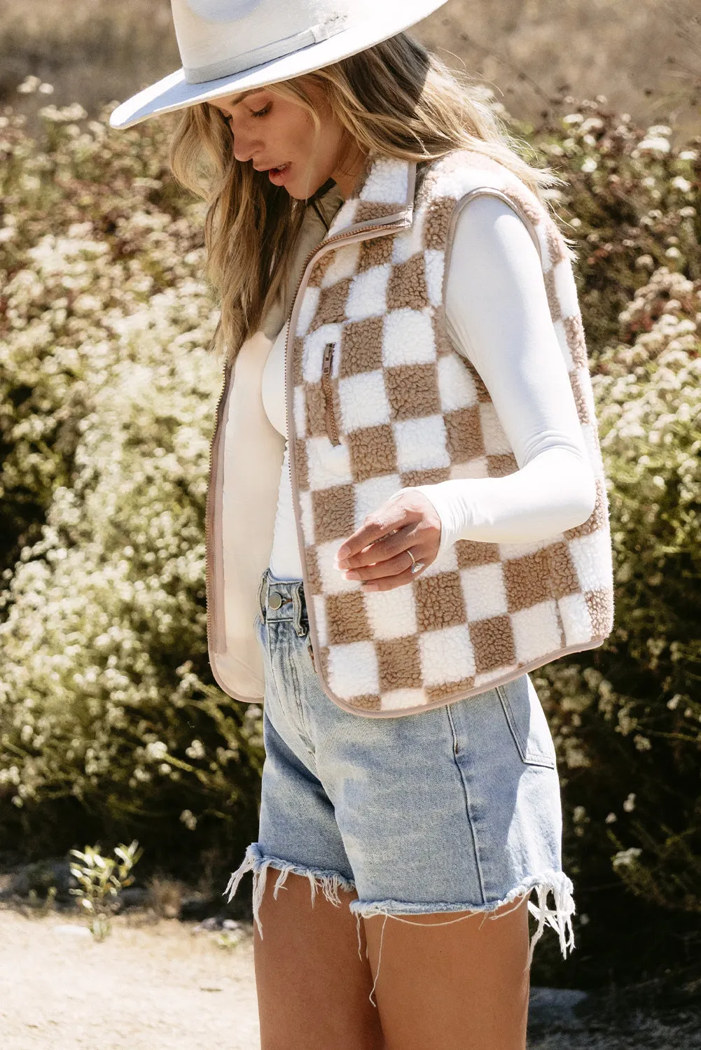 Threaded Pear Mindi Checkered Sherpa Collared Jacket Vest sold by Zulily product image thumbnail 3