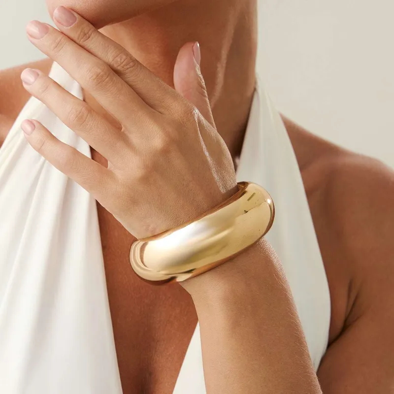 Goldtone Bangle Bracelet made by Zulily