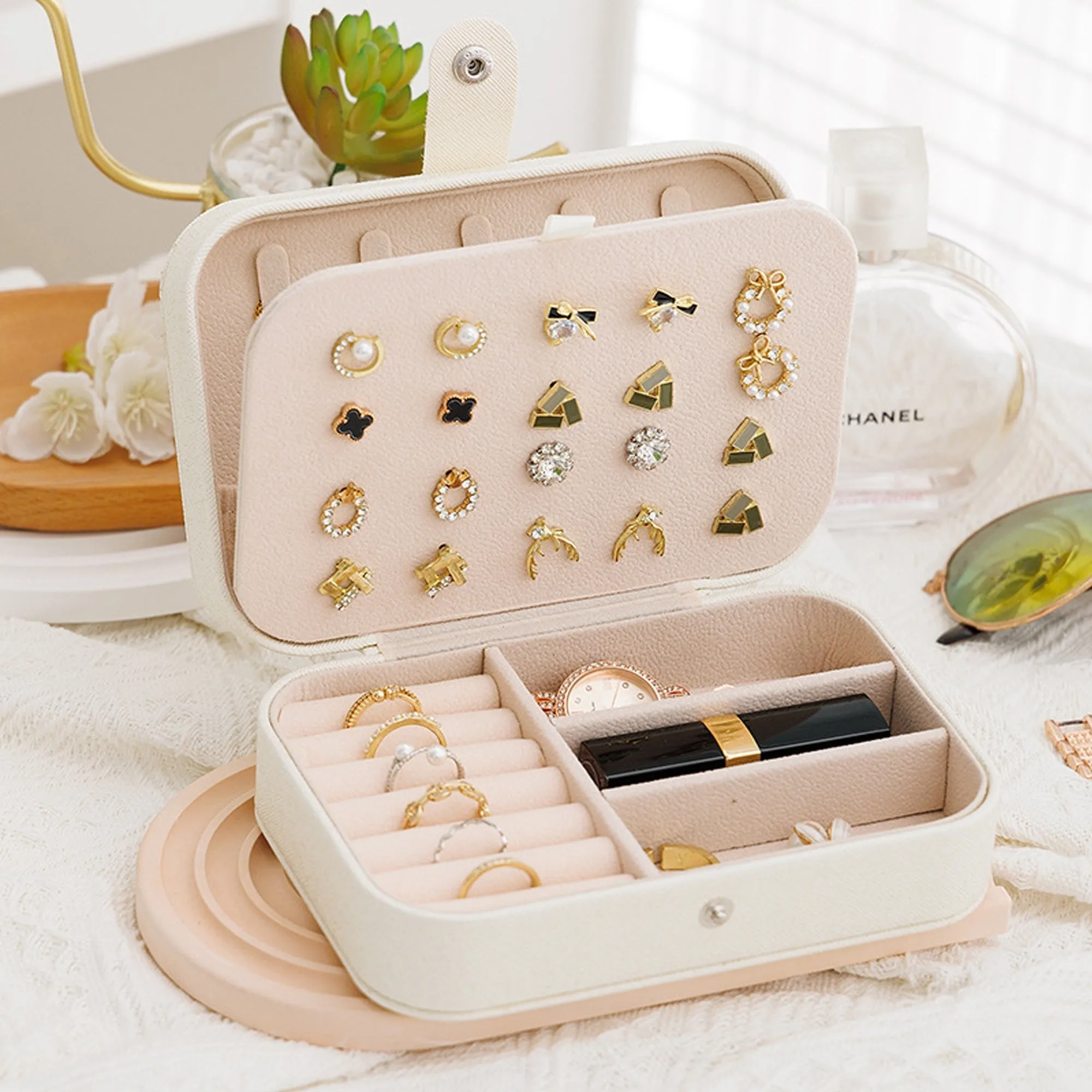 Portable Travel Jewelry Box Small PU Leather Organizer Case sold by Zulily product image thumbnail 4