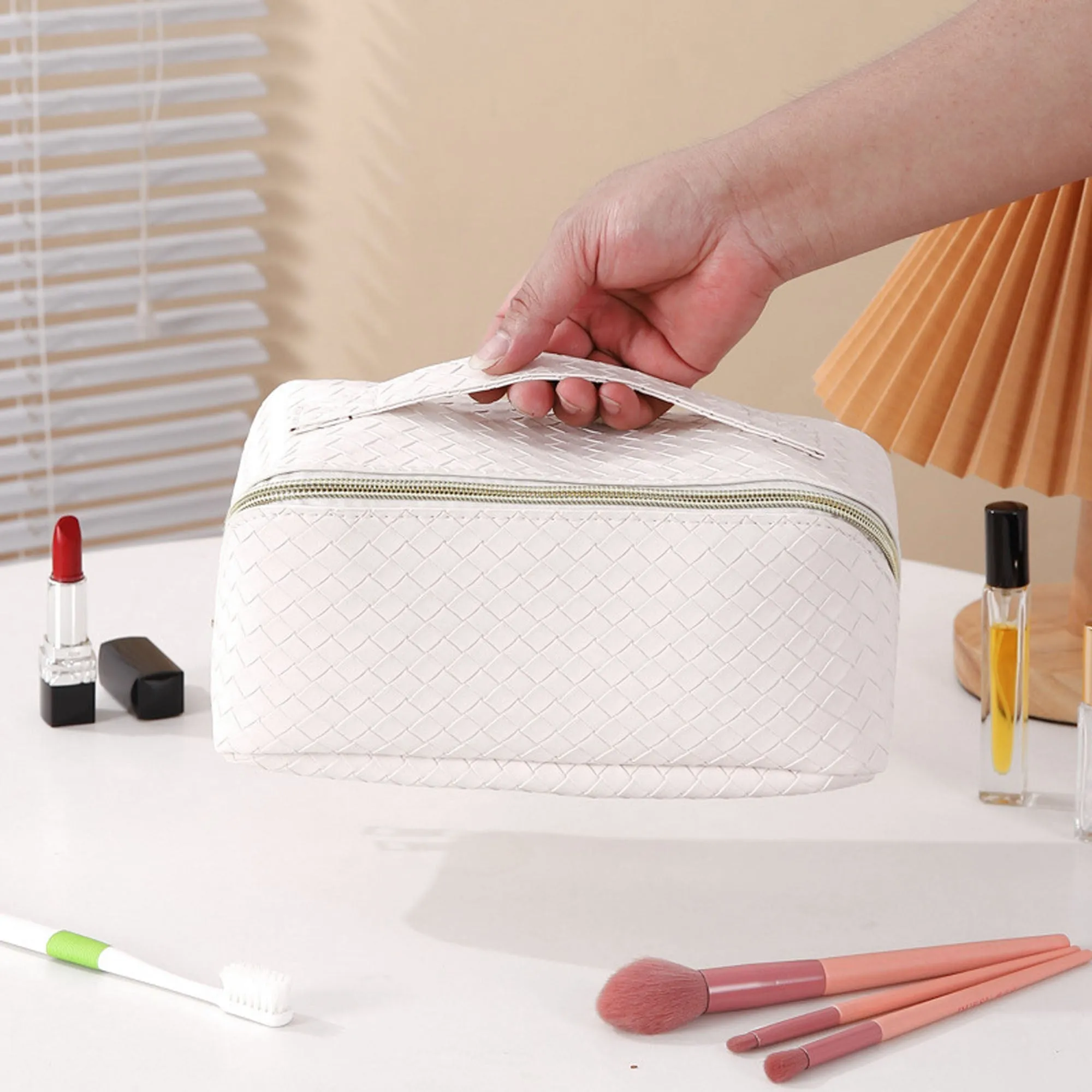 Makeup Bag White PU Leather Travel Cosmetic Organizer for Daily Use sold by Zulily product image thumbnail 3