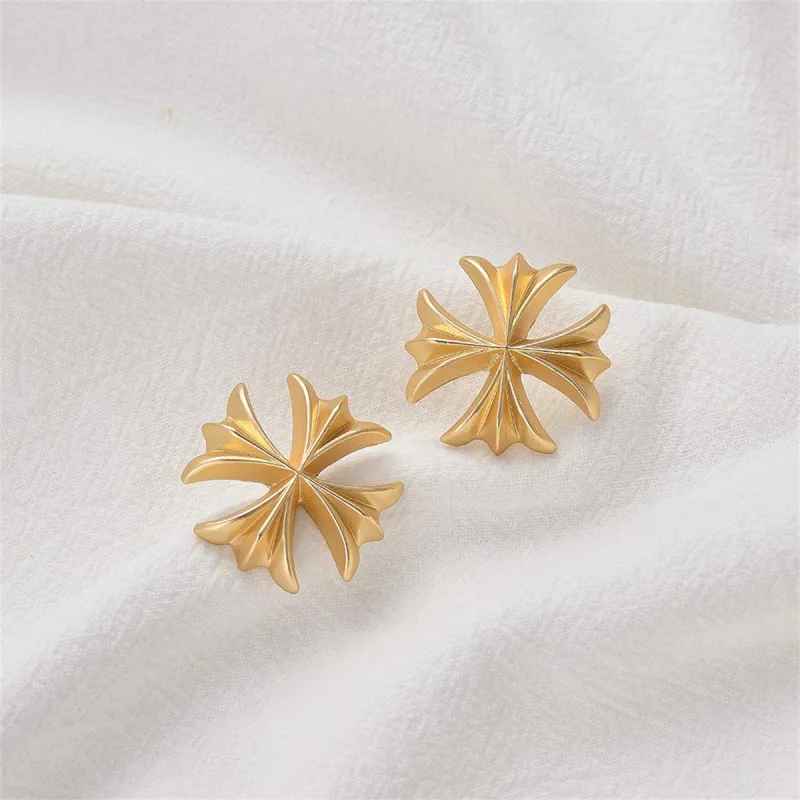 Goldtone Clover Stud Earrings made by Zulily