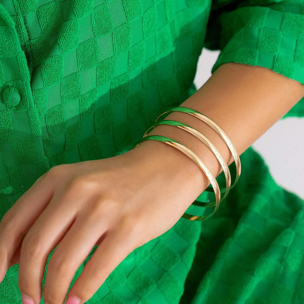 Goldtone Bangle - Set of Three sold by Zulily product image thumbnail 3