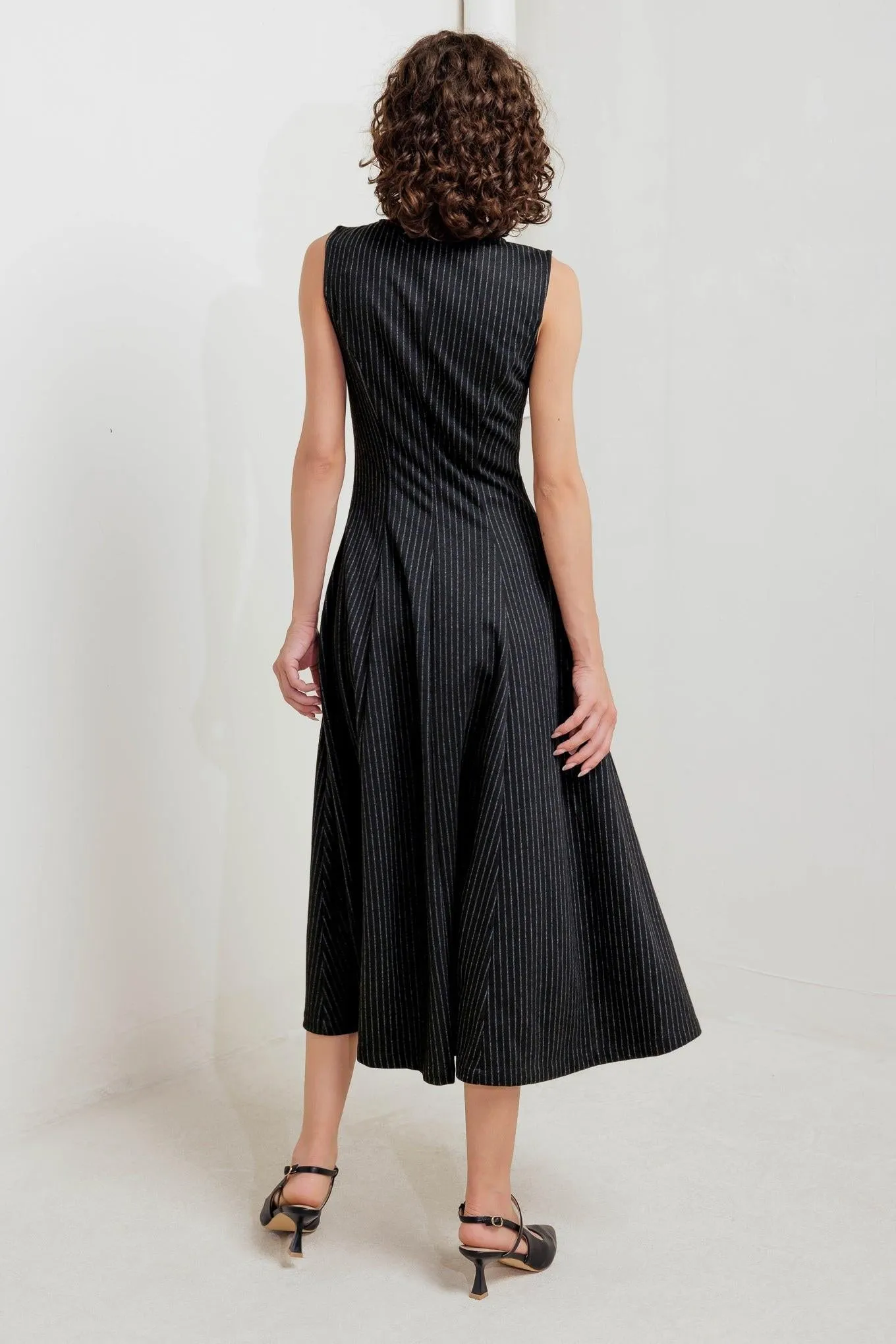 Urban Frame Woven Midi Dress sold by Zulily product image thumbnail 3