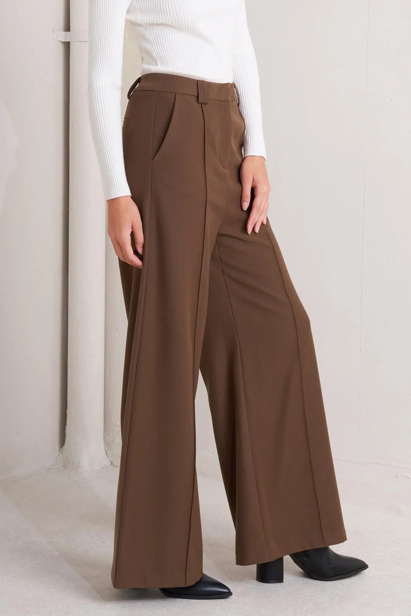Monday Flow Brown Woven Pants sold by Zulily product image thumbnail 4