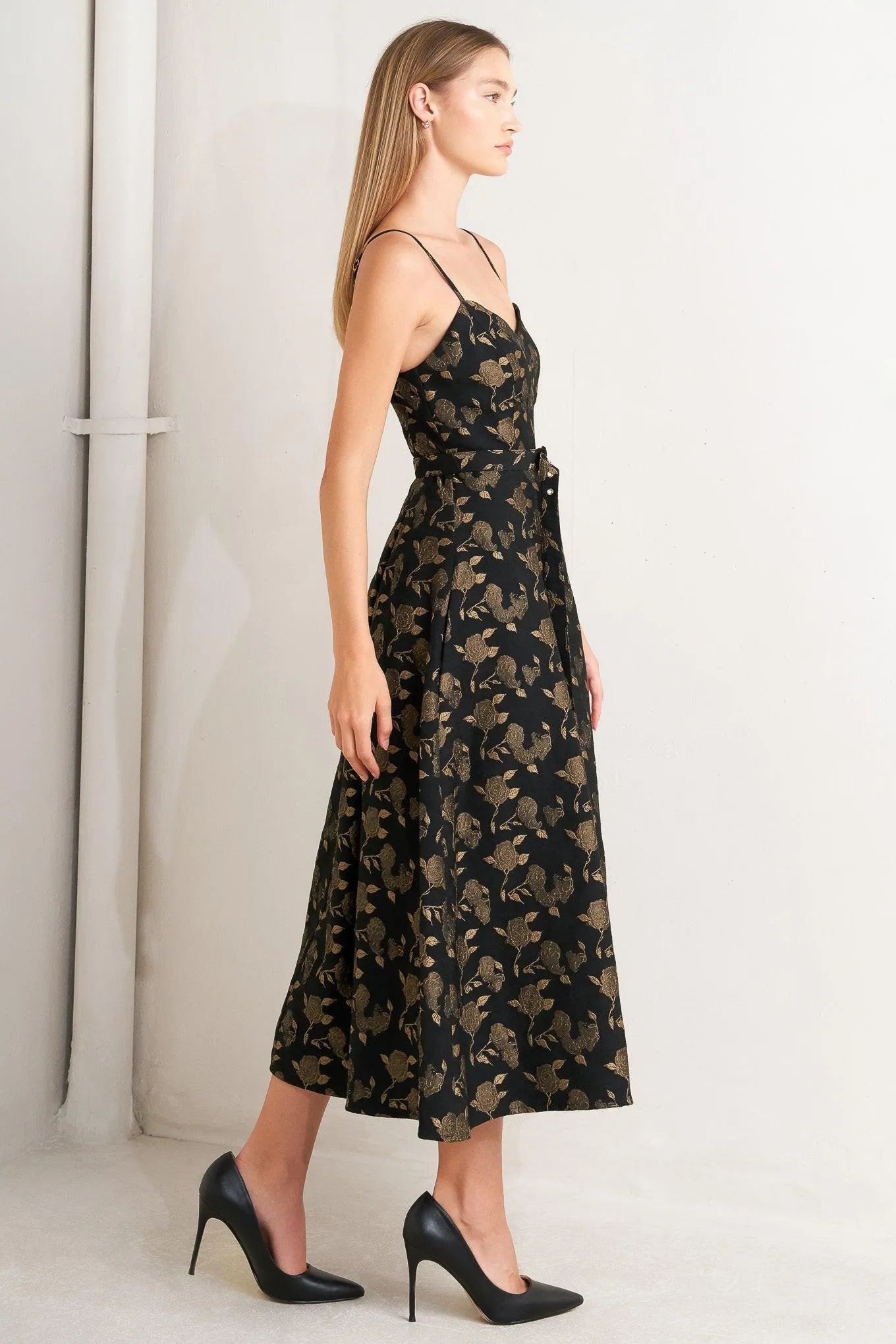 Garden Opera Woven Midi Dress sold by Zulily product image thumbnail 4