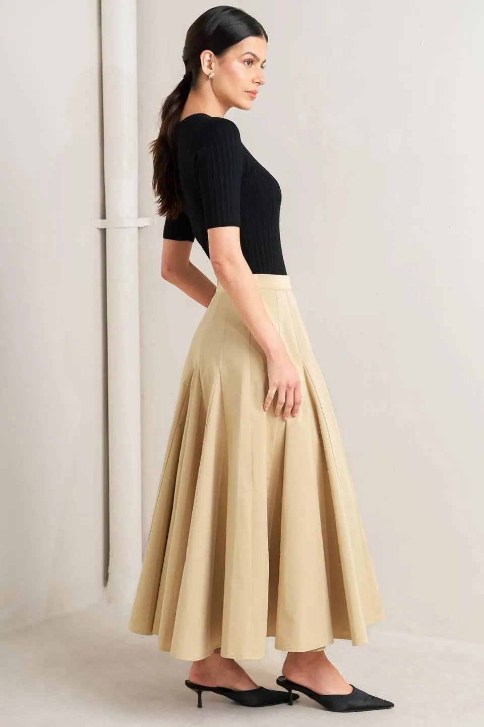 Pale Frame Woven Taupe Circle Skirt sold by Zulily product image thumbnail 3