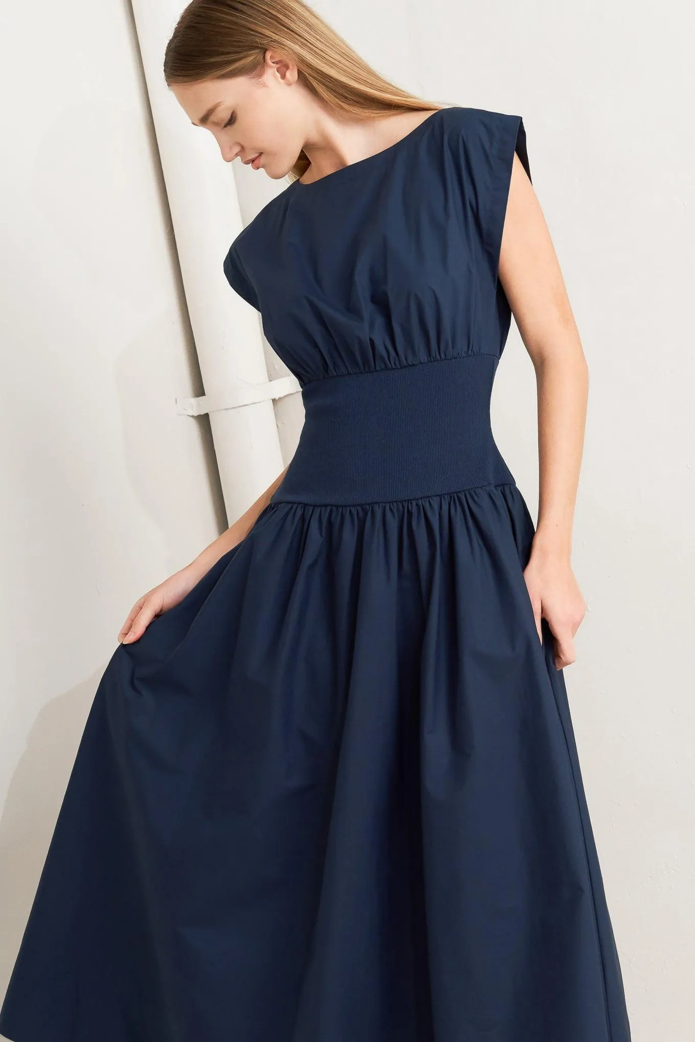 Dreamweaver Romantic Navy Woven Midi Dress sold by Zulily product image thumbnail 4