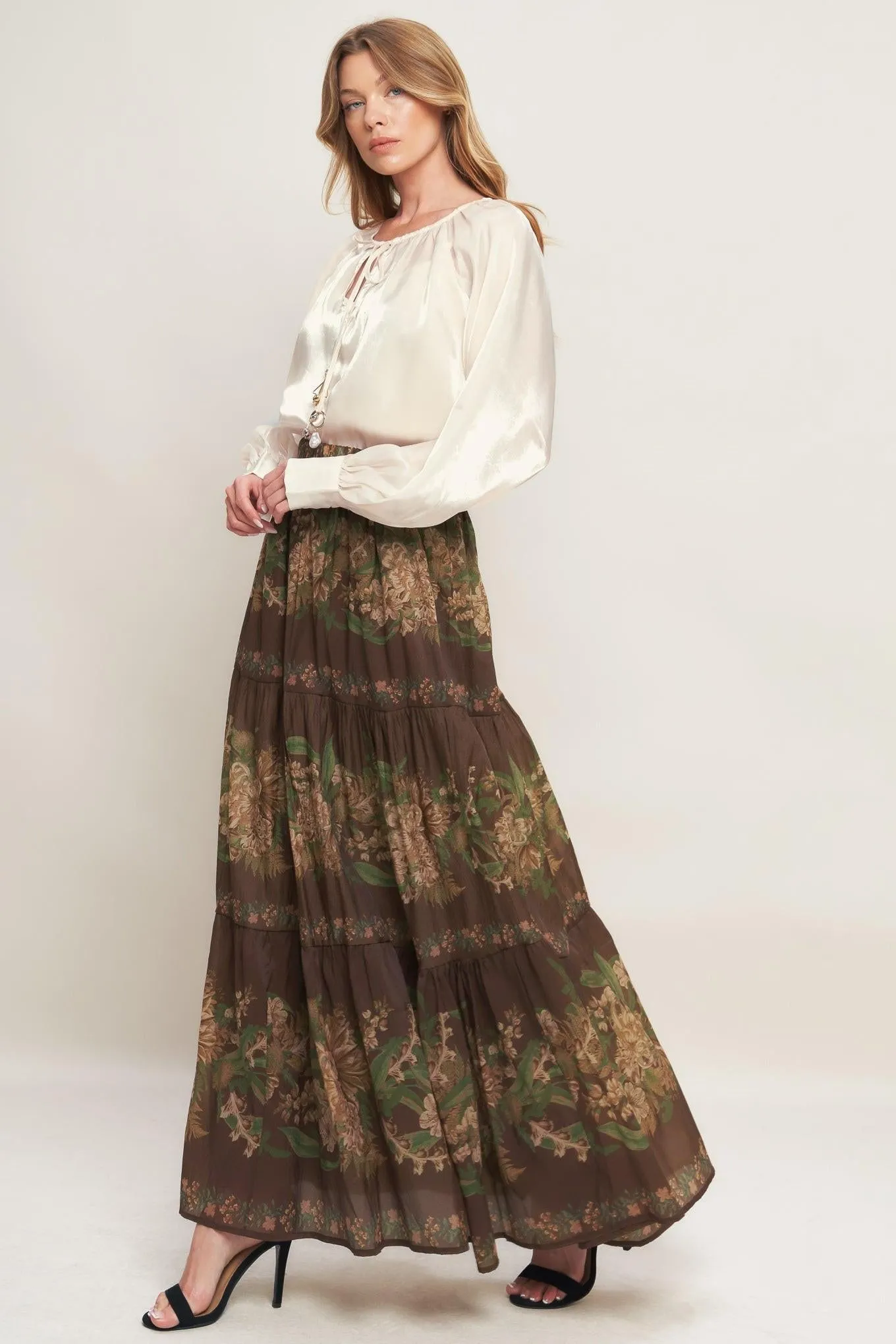 Celebrity Moment Woven Maxi Skirt sold by Zulily product image thumbnail 5
