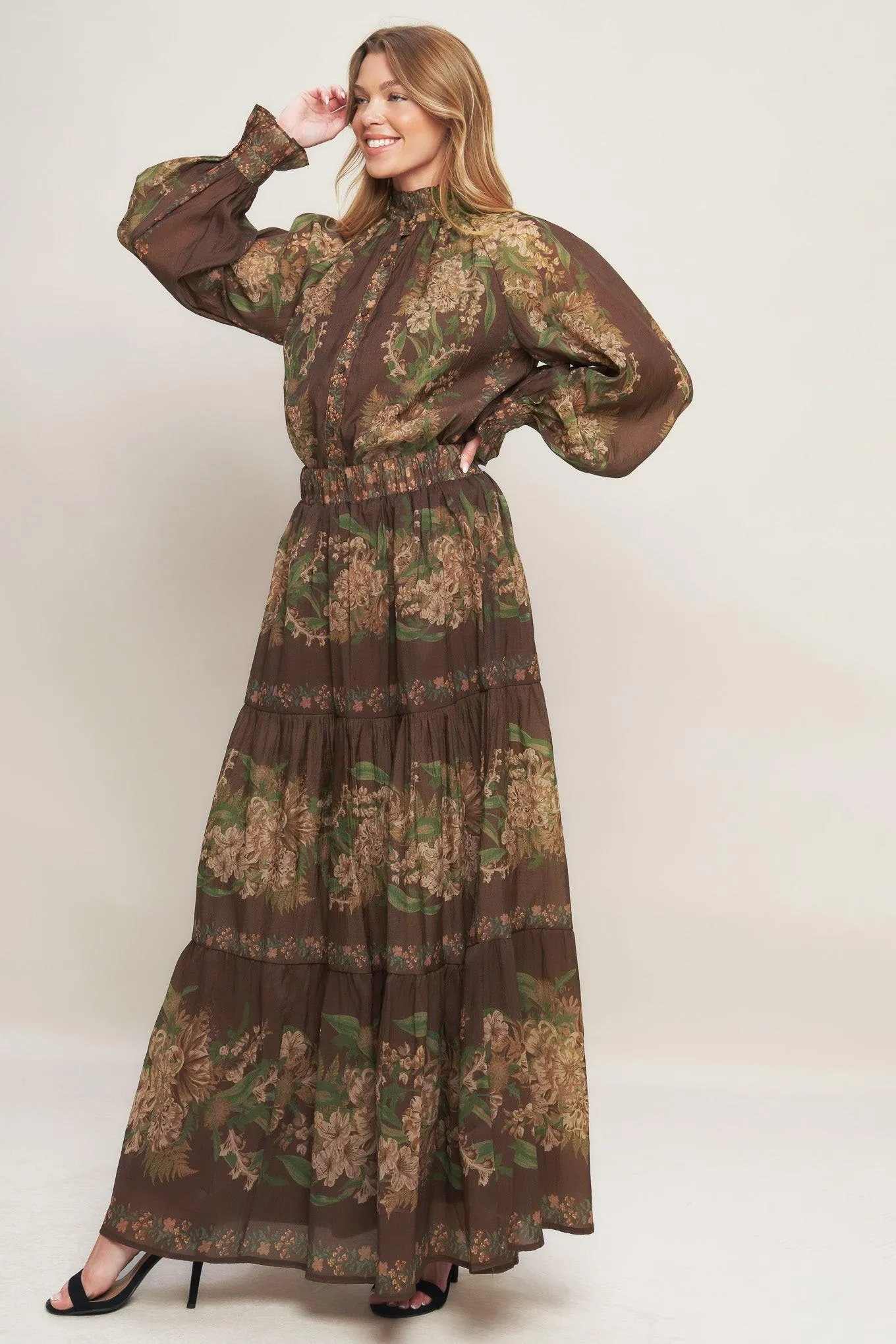 Celebrity Moment Woven Maxi Skirt sold by Zulily product image thumbnail 3