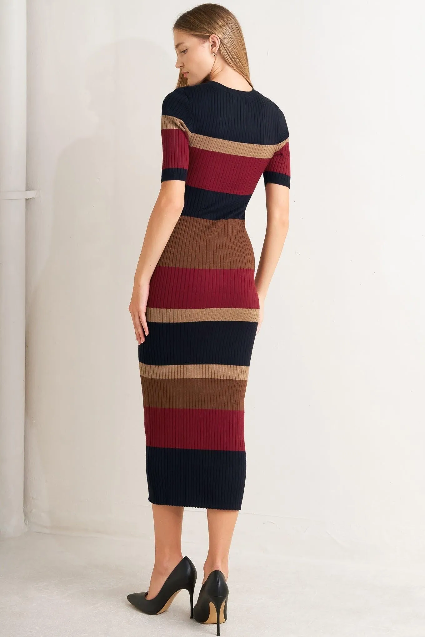 Fall Rhythm Color Blocked Midi Sweater Dress sold by Zulily product image thumbnail 3