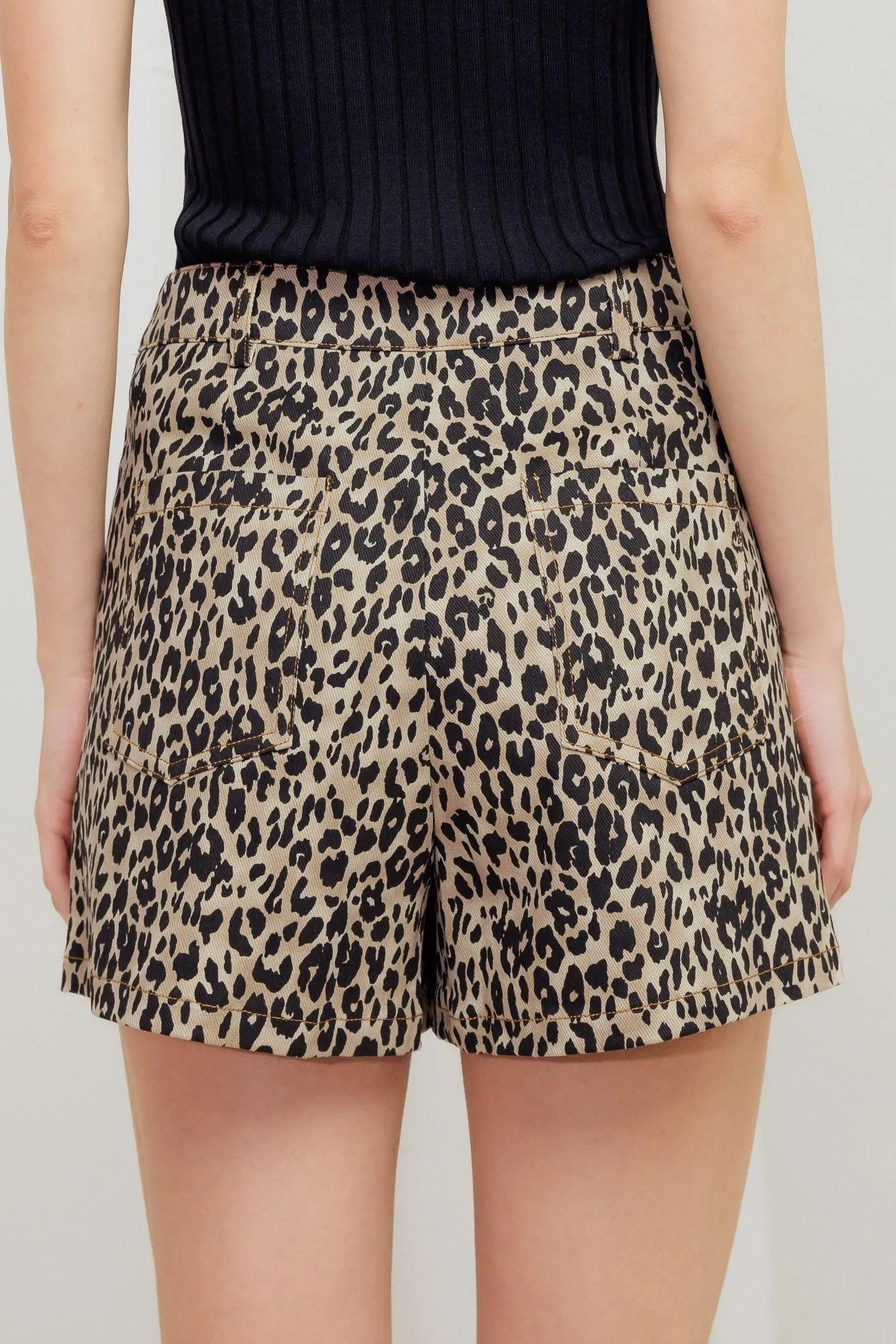 Catwalk Movement Woven Skort sold by Zulily product image thumbnail 2