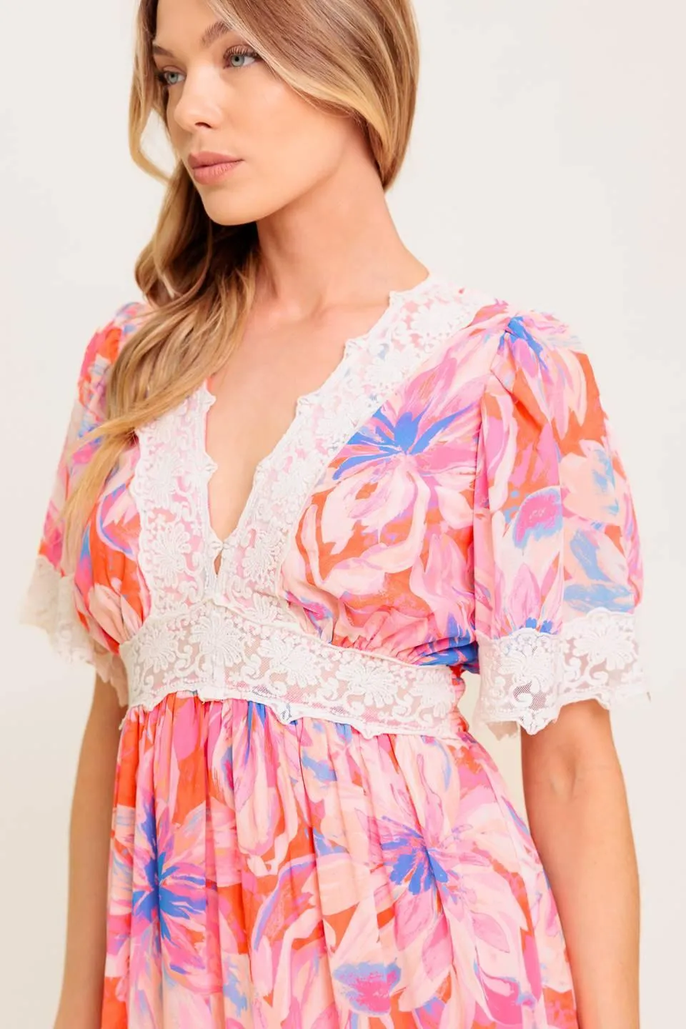 Minimal Bloom Woven Maxi Dress sold by Zulily product image thumbnail 2