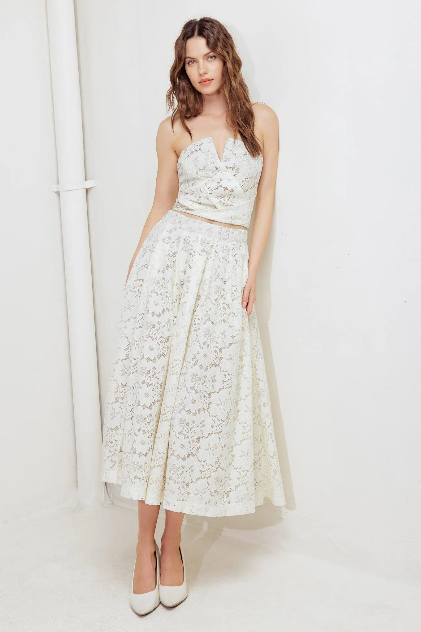 Chantilly Flair Woven Lace Tube Top sold by Zulily product image thumbnail 3