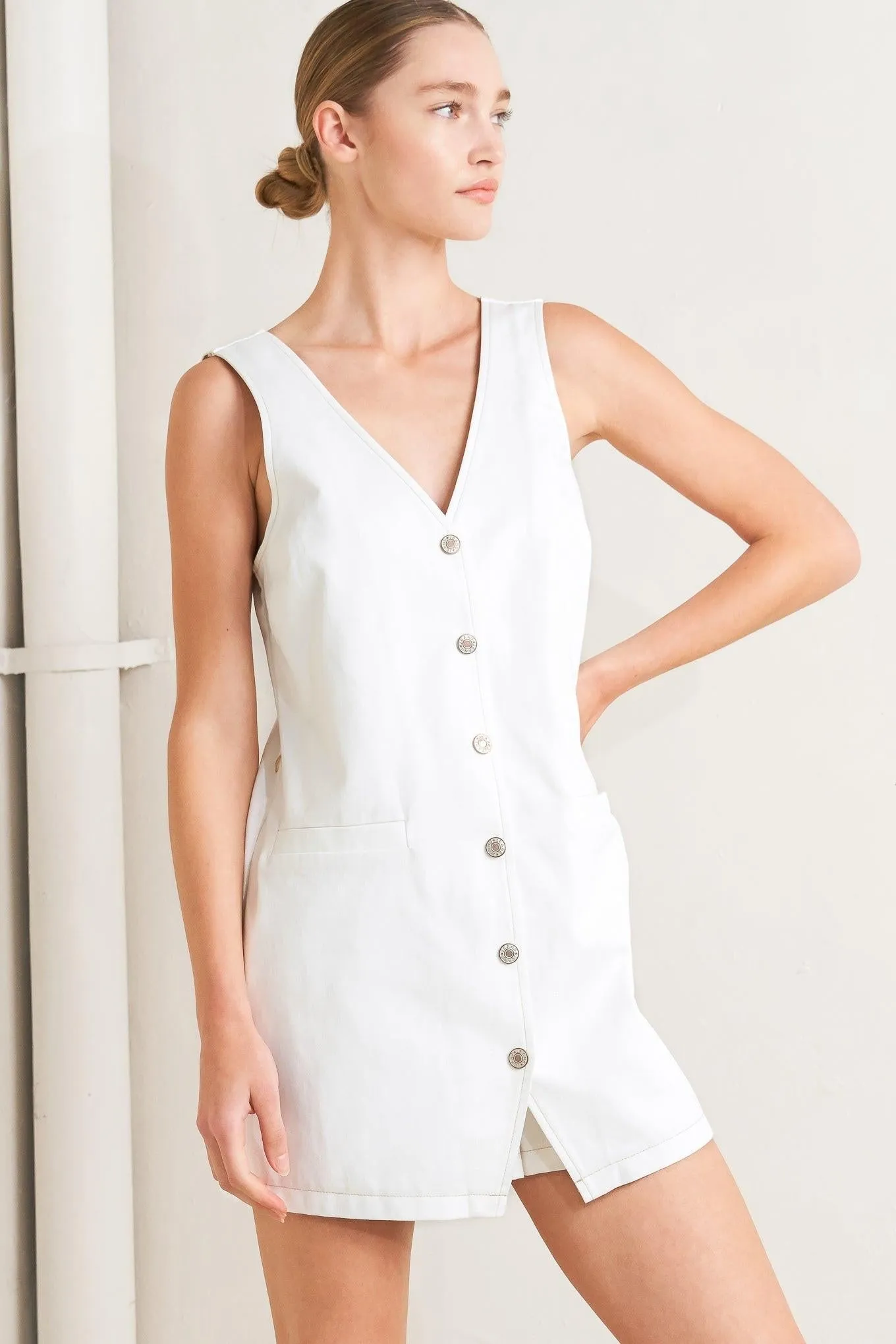 Effortless Attraction Woven Romper sold by Zulily product image thumbnail 3